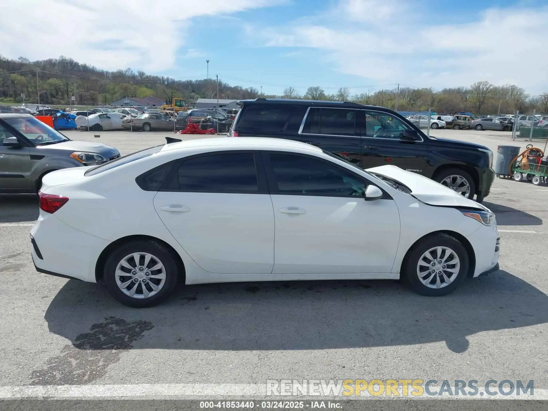 13 Фотография поврежденного автомобиля 3KPF24AD1LE257404 KIA FORTE 2020