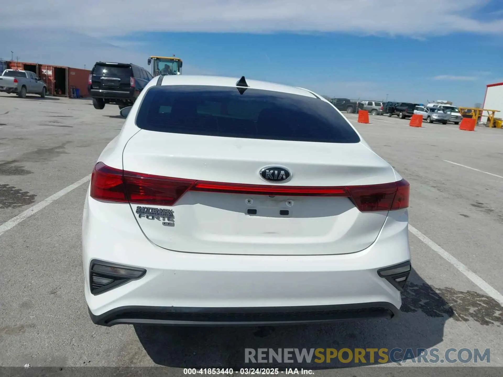 16 Фотография поврежденного автомобиля 3KPF24AD1LE257404 KIA FORTE 2020