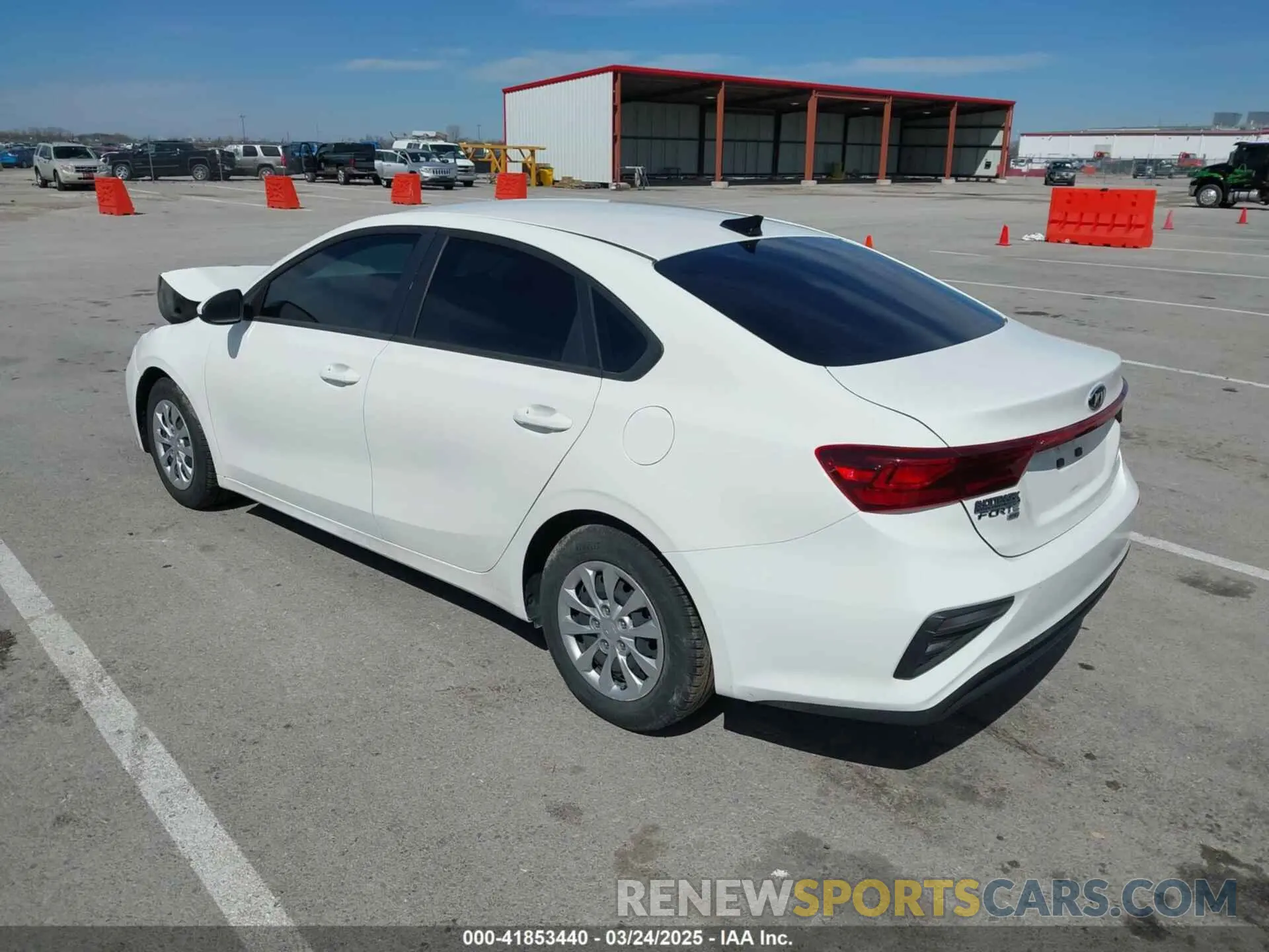 3 Фотография поврежденного автомобиля 3KPF24AD1LE257404 KIA FORTE 2020