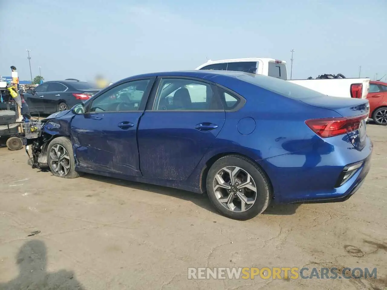 2 Фотография поврежденного автомобиля 3KPF24AD1LE257967 KIA FORTE 2020