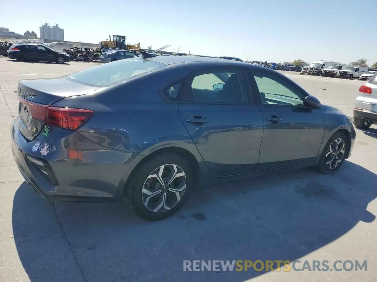 3 Photograph of a damaged car 3KPF24AD2LE157439 KIA FORTE 2020