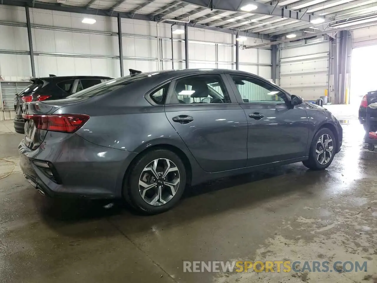 3 Фотография поврежденного автомобиля 3KPF24AD2LE159515 KIA FORTE 2020