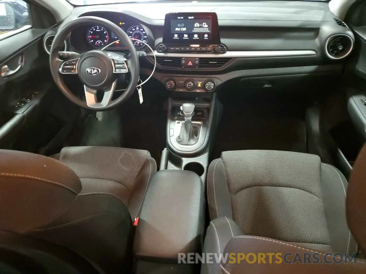 8 Фотография поврежденного автомобиля 3KPF24AD2LE159515 KIA FORTE 2020