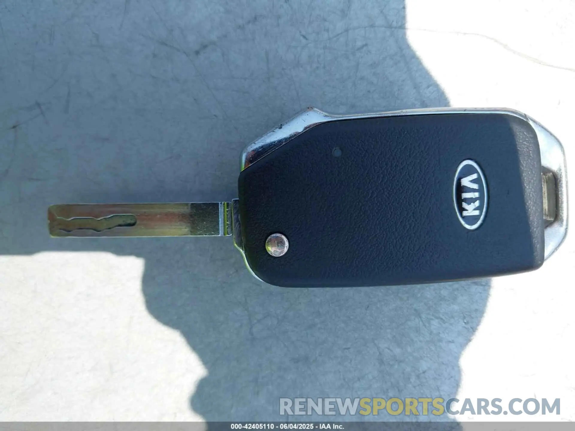 11 Photograph of a damaged car 3KPF24AD2LE183040 KIA FORTE 2020