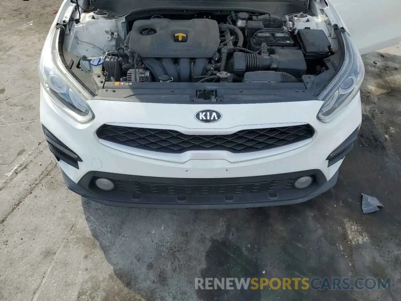 11 Photograph of a damaged car 3KPF24AD2LE192367 KIA FORTE 2020