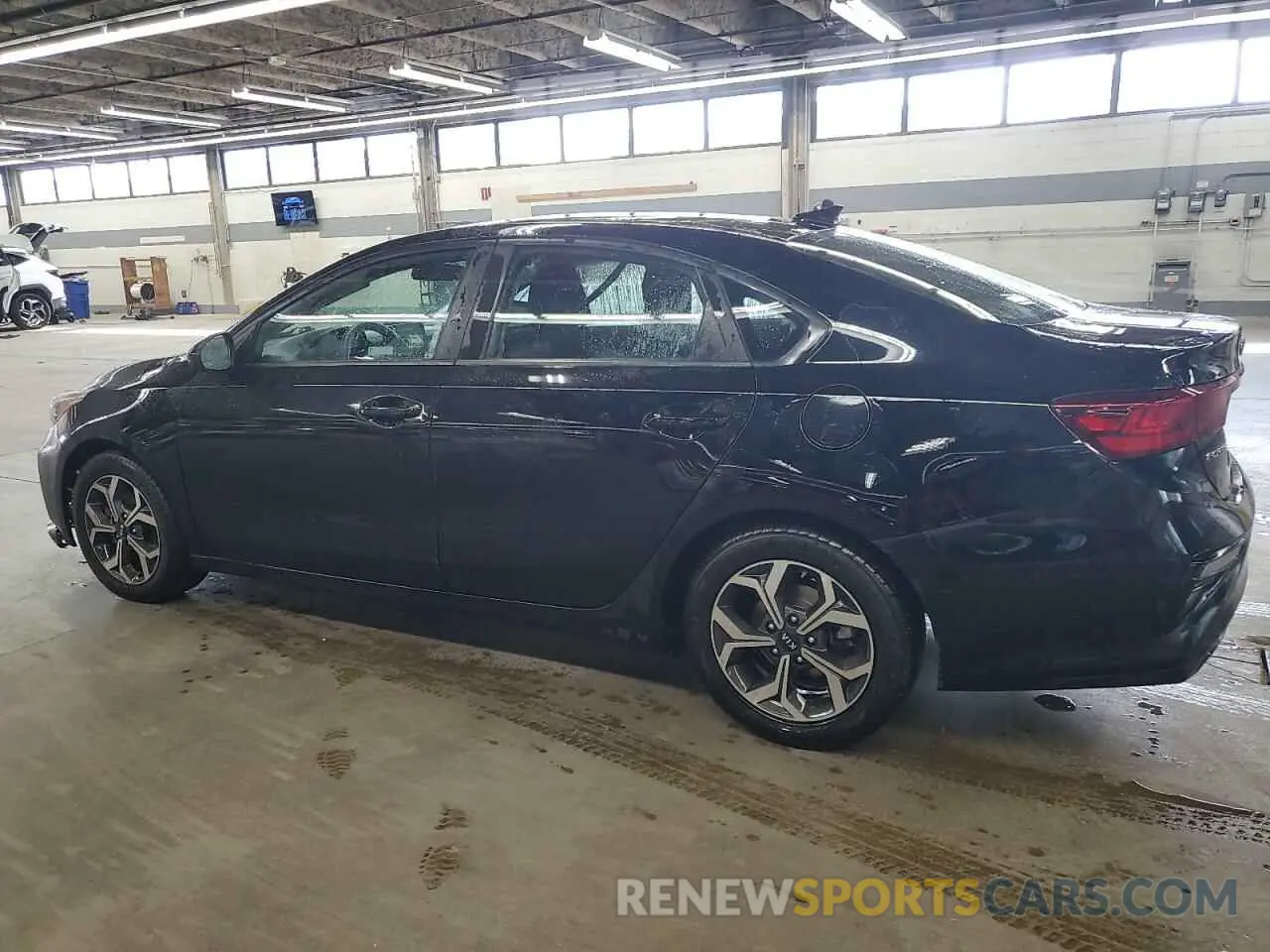 2 Photograph of a damaged car 3KPF24AD2LE201052 KIA FORTE 2020