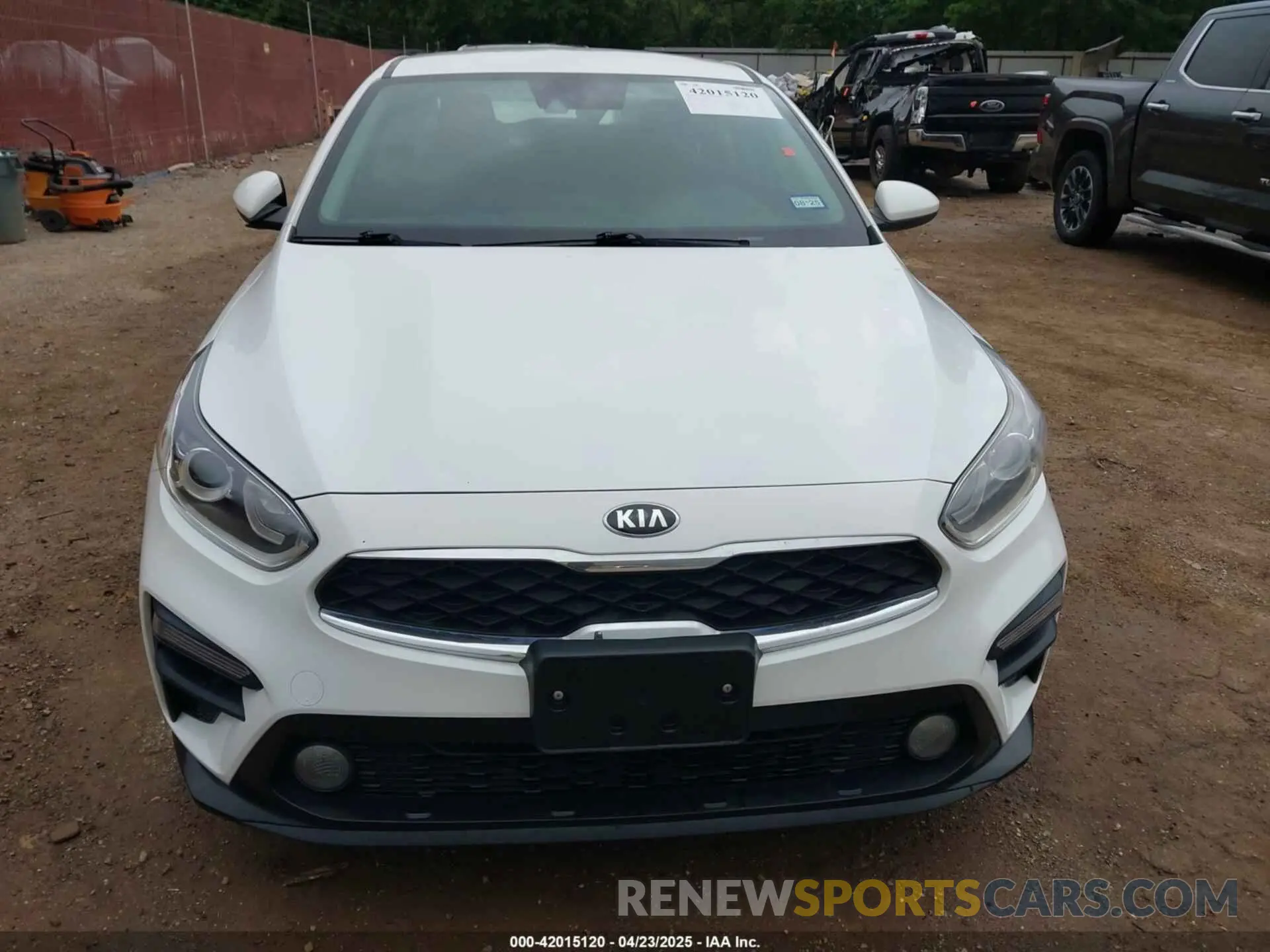 6 Фотография поврежденного автомобиля 3KPF24AD2LE209197 KIA FORTE 2020