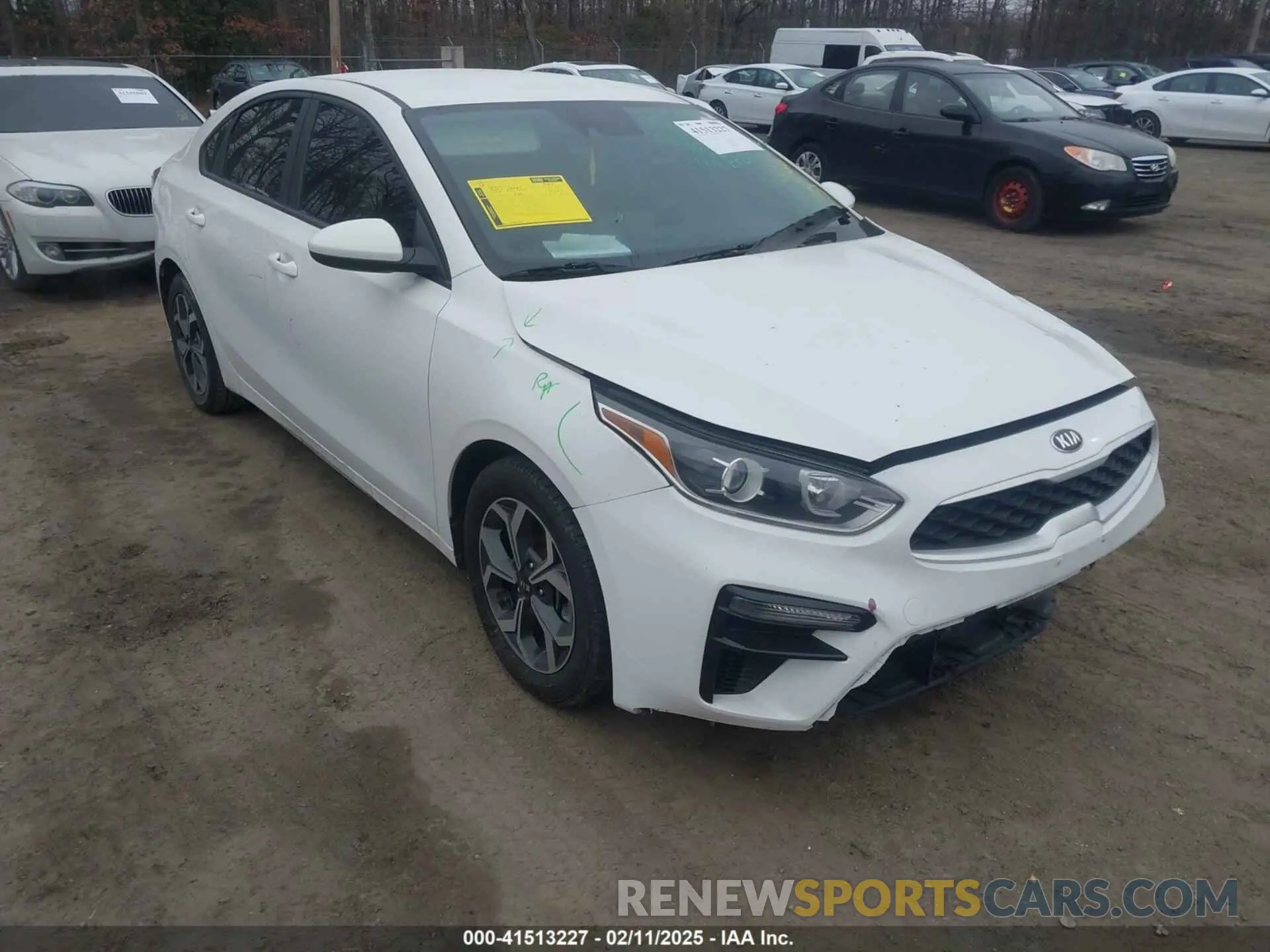 1 Photograph of a damaged car 3KPF24AD2LE226520 KIA FORTE 2020