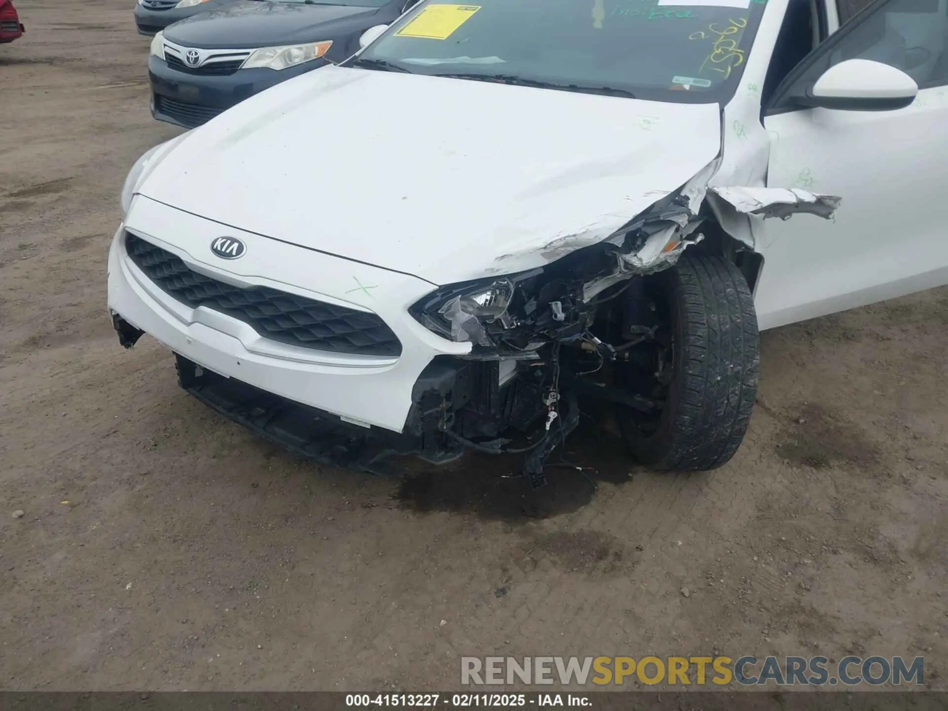 6 Photograph of a damaged car 3KPF24AD2LE226520 KIA FORTE 2020