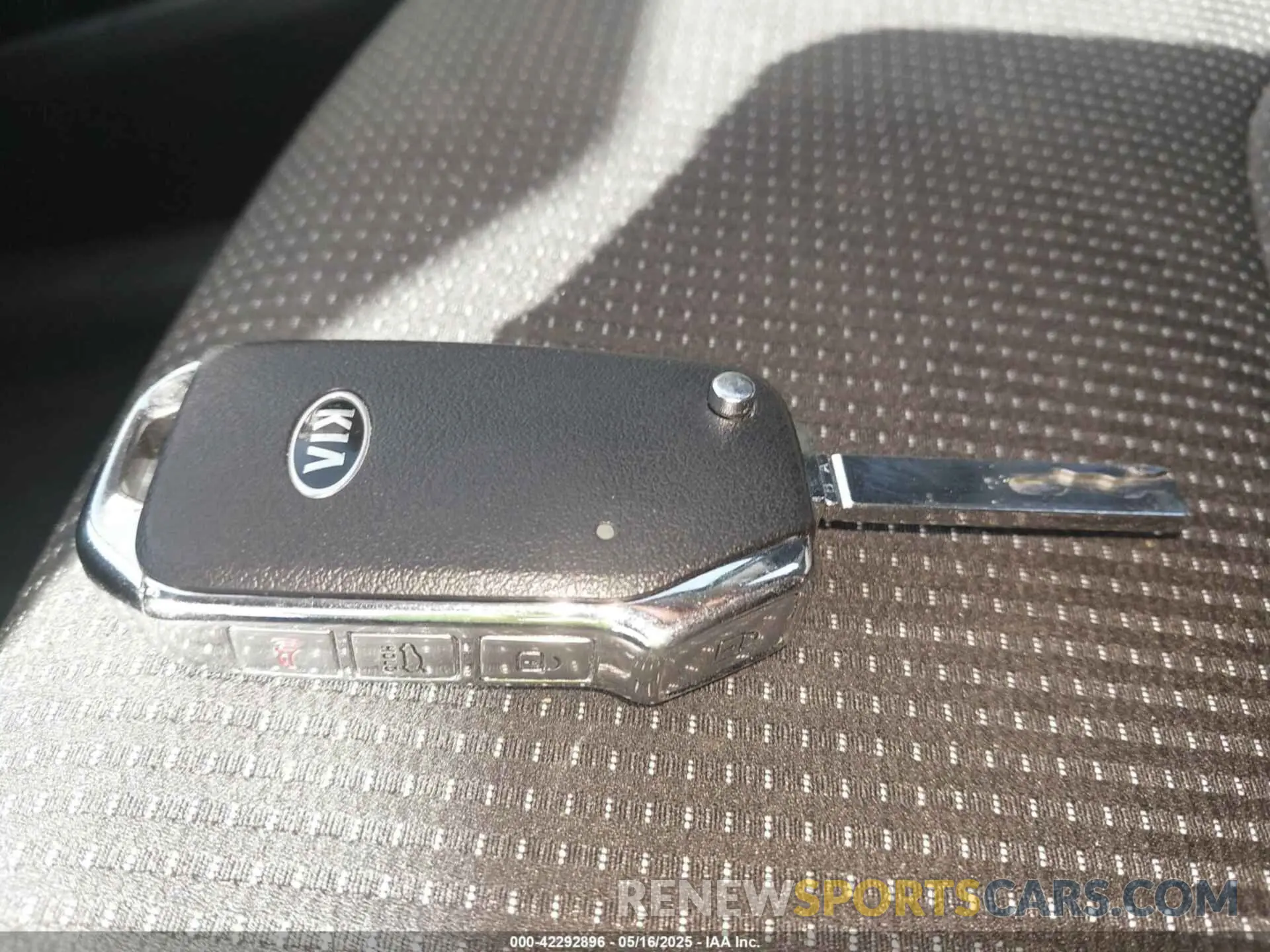 11 Photograph of a damaged car 3KPF24AD2LE231510 KIA FORTE 2020