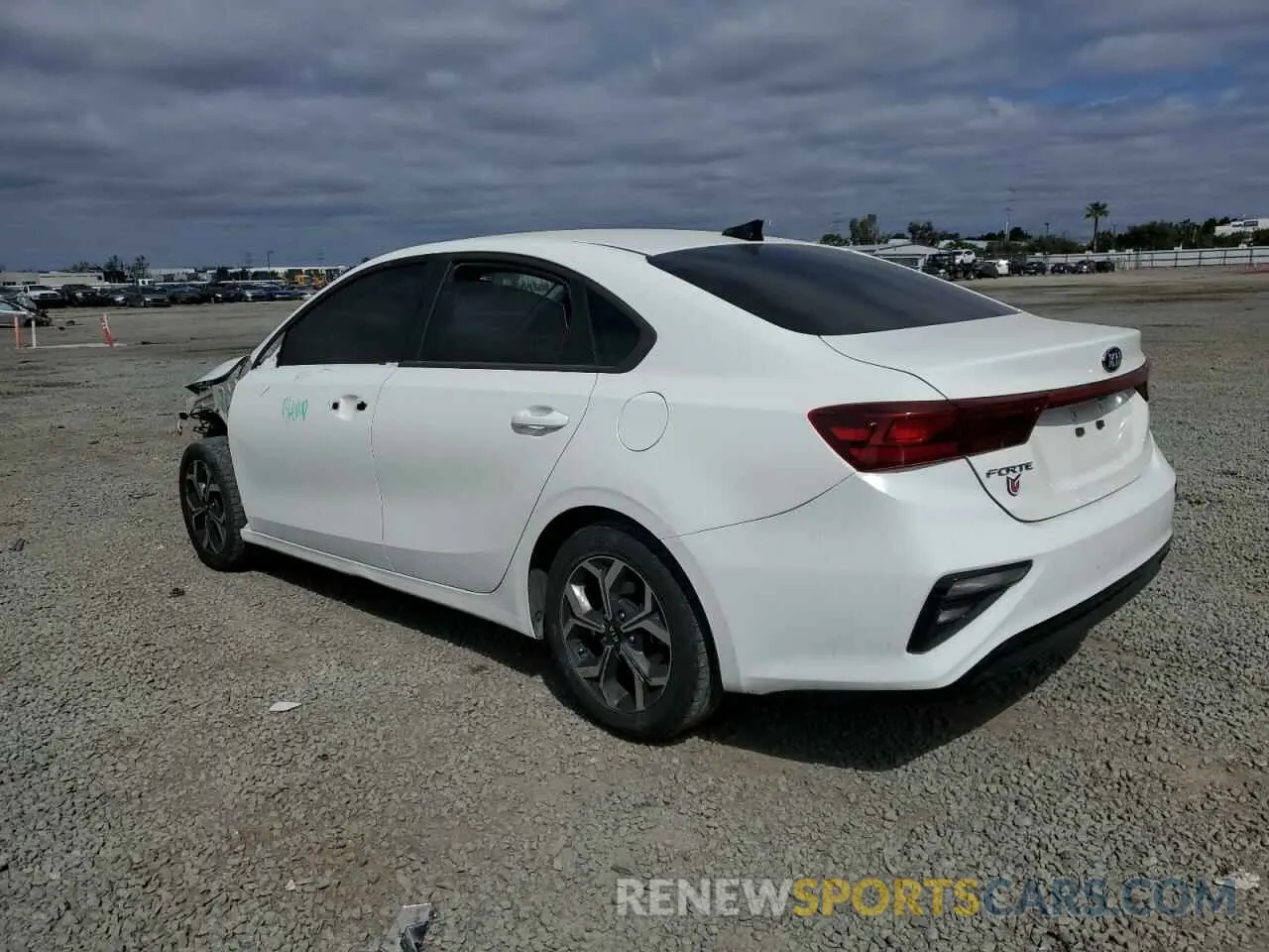 2 Photograph of a damaged car 3KPF24AD2LE233757 KIA FORTE 2020