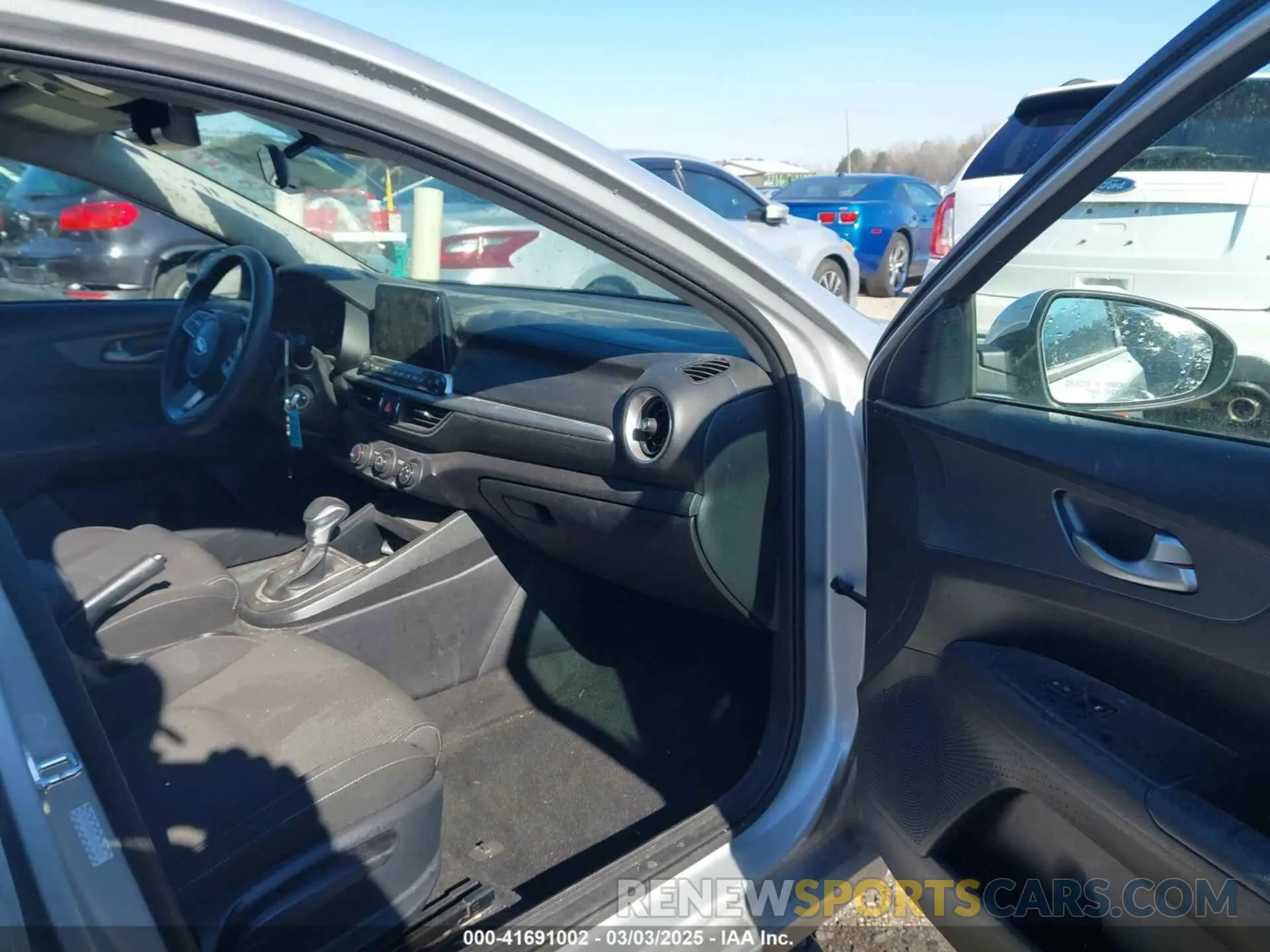 5 Фотография поврежденного автомобиля 3KPF24AD2LE234214 KIA FORTE 2020