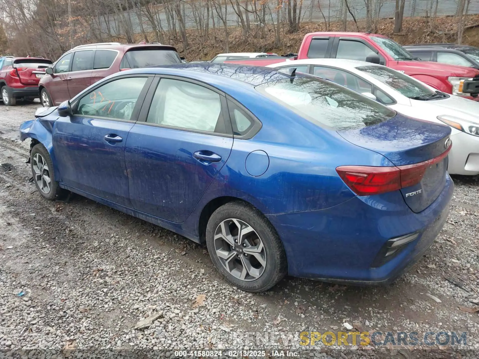 3 Photograph of a damaged car 3KPF24AD2LE246279 KIA FORTE 2020