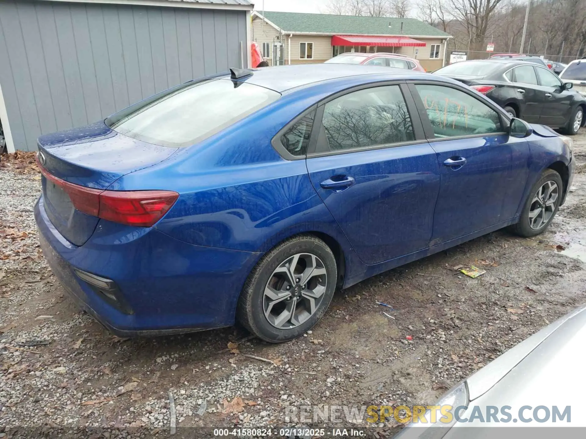 4 Photograph of a damaged car 3KPF24AD2LE246279 KIA FORTE 2020