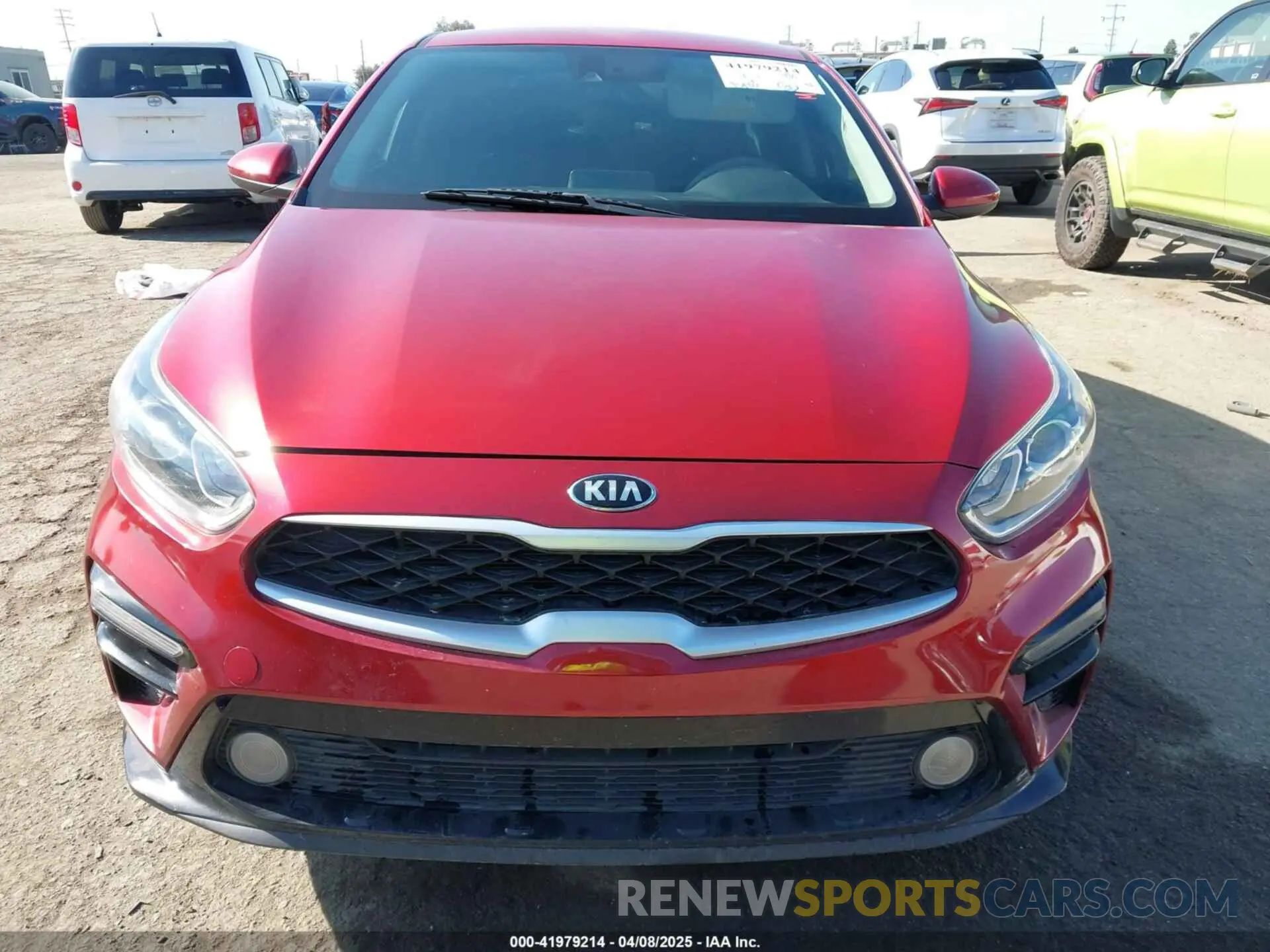 12 Фотография поврежденного автомобиля 3KPF24AD2LE246301 KIA FORTE 2020