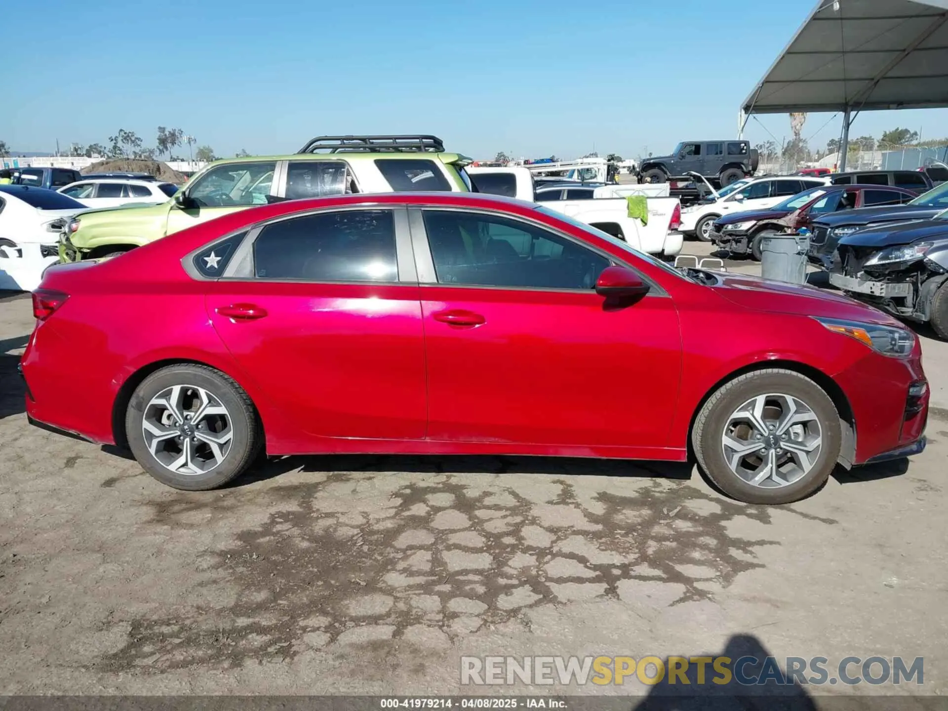 13 Фотография поврежденного автомобиля 3KPF24AD2LE246301 KIA FORTE 2020