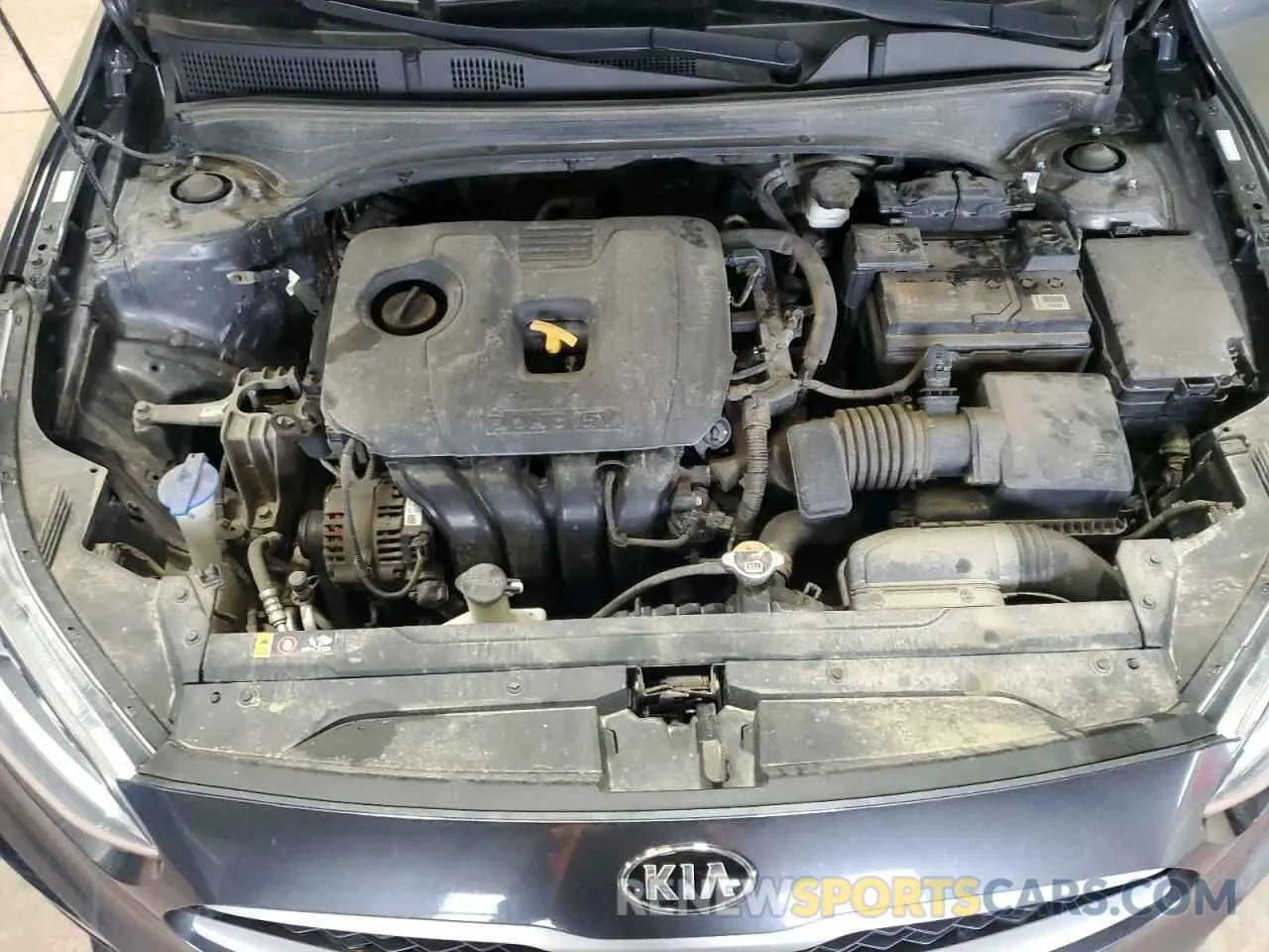 11 Photograph of a damaged car 3KPF24AD2LE255774 KIA FORTE 2020