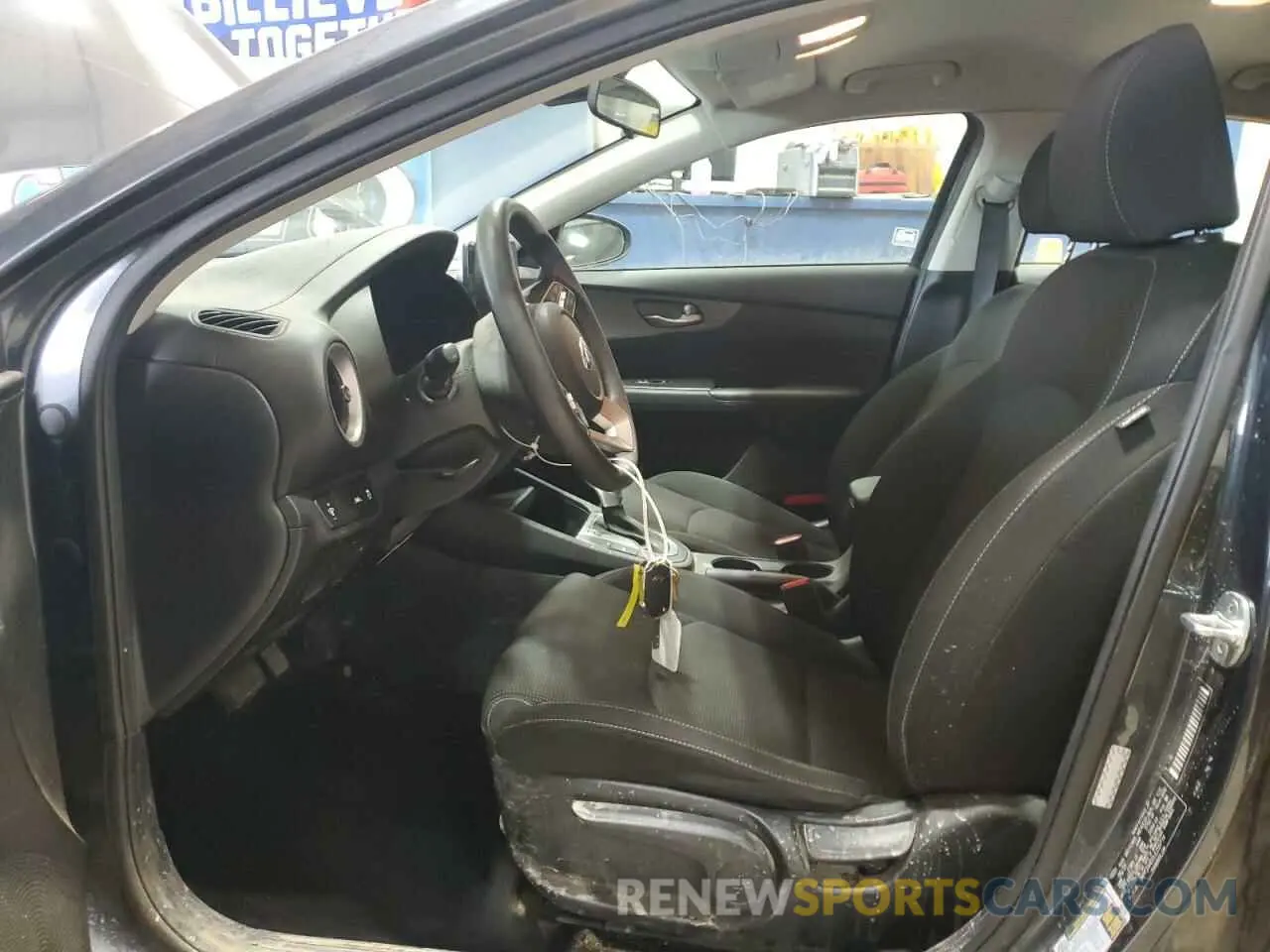7 Photograph of a damaged car 3KPF24AD2LE255774 KIA FORTE 2020