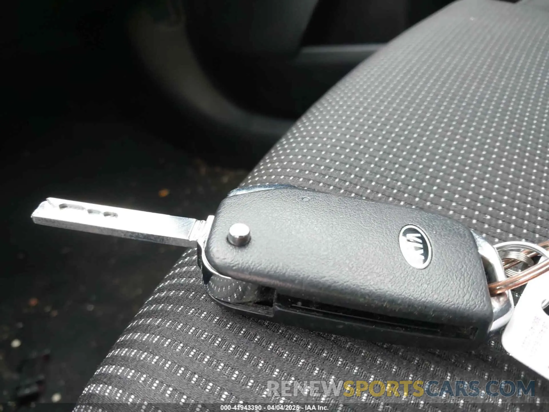 11 Фотография поврежденного автомобиля 3KPF24AD3LE143775 KIA FORTE 2020