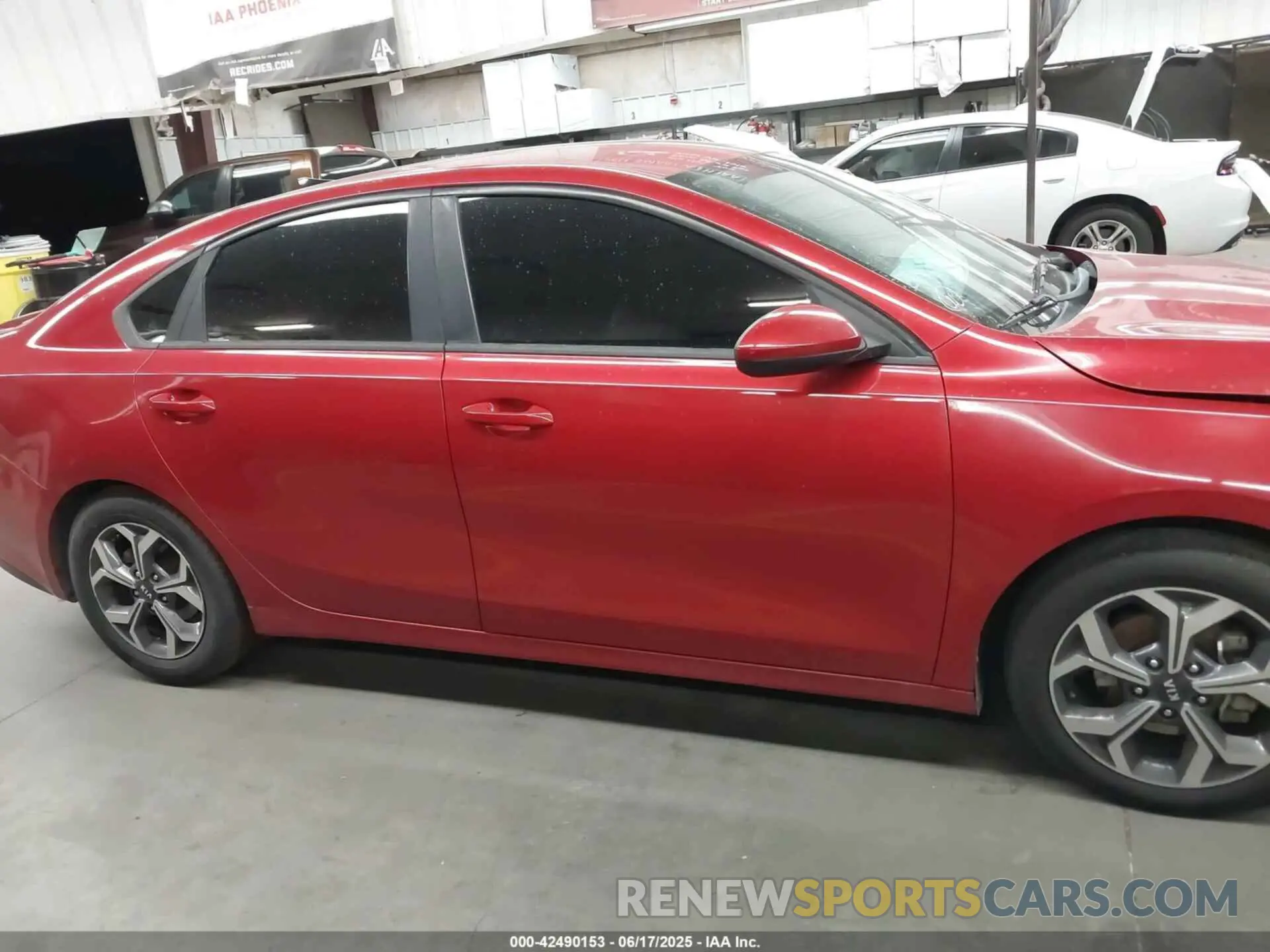 12 Фотография поврежденного автомобиля 3KPF24AD3LE150175 KIA FORTE 2020