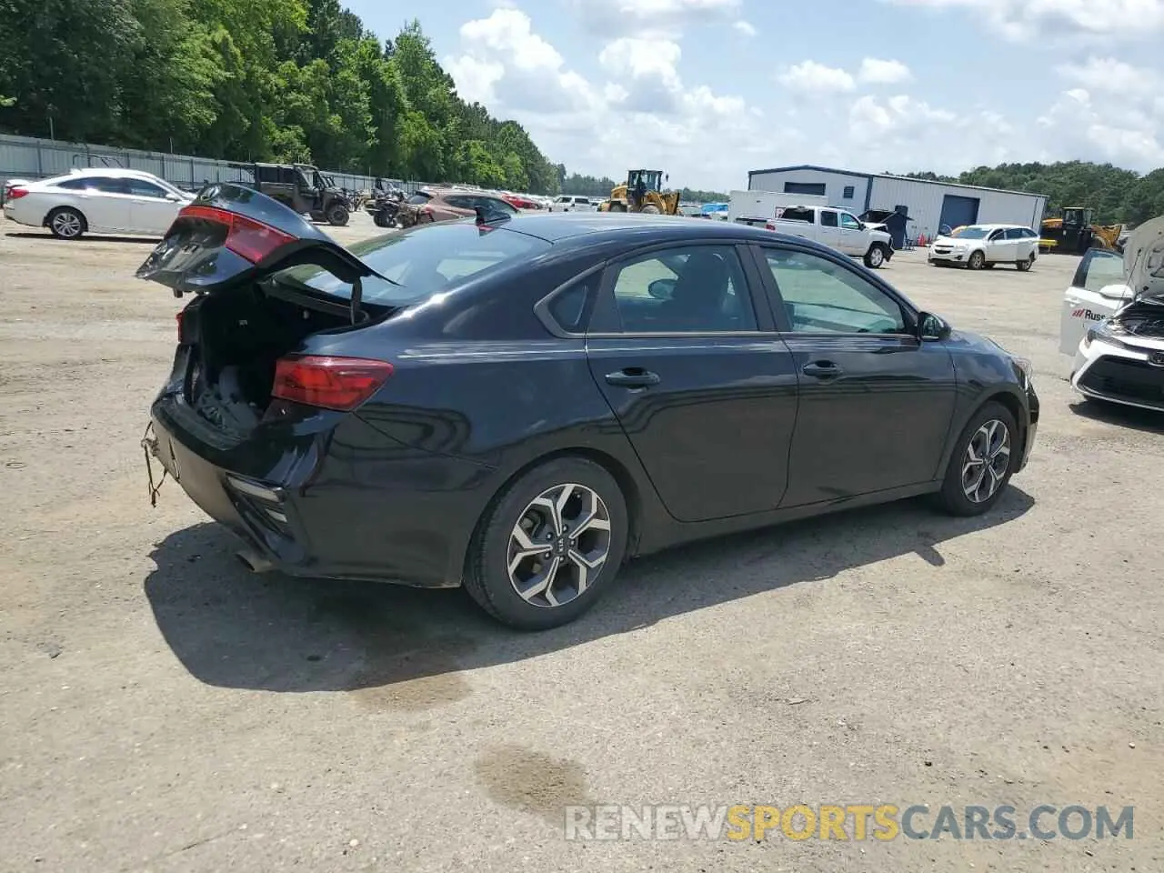 3 Фотография поврежденного автомобиля 3KPF24AD3LE154498 KIA FORTE 2020