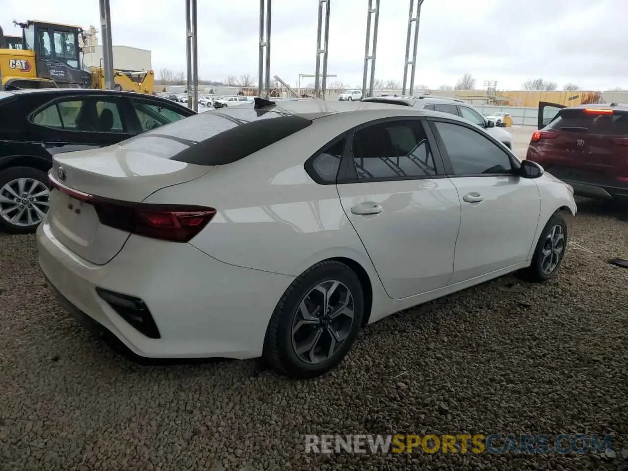 3 Фотография поврежденного автомобиля 3KPF24AD3LE159782 KIA FORTE 2020