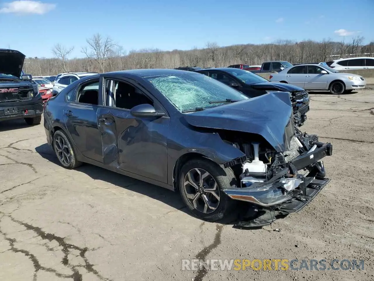 4 Photograph of a damaged car 3KPF24AD3LE162228 KIA FORTE 2020