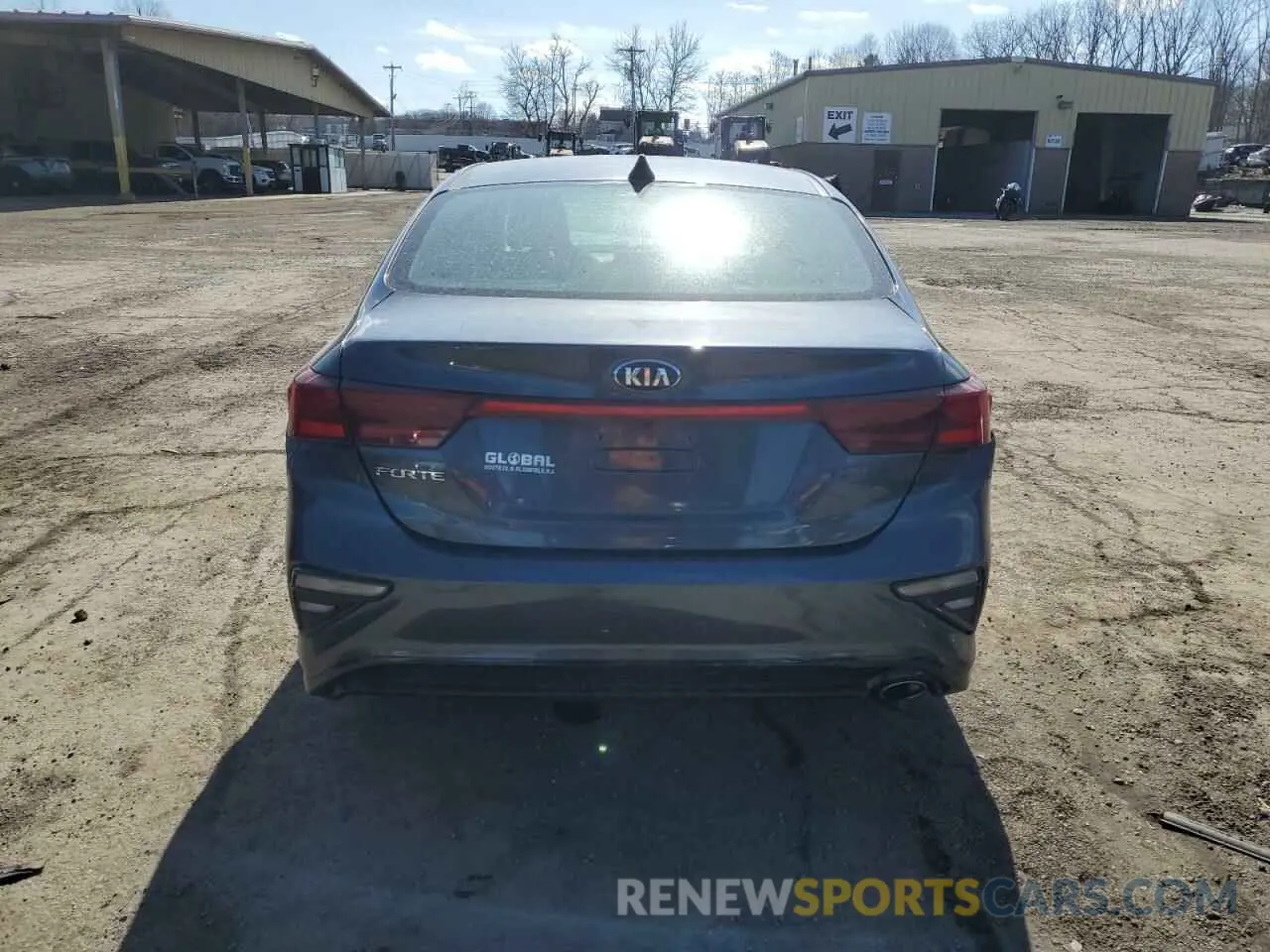 6 Photograph of a damaged car 3KPF24AD3LE162228 KIA FORTE 2020