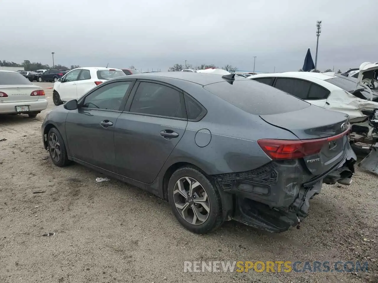2 Фотография поврежденного автомобиля 3KPF24AD3LE167669 KIA FORTE 2020