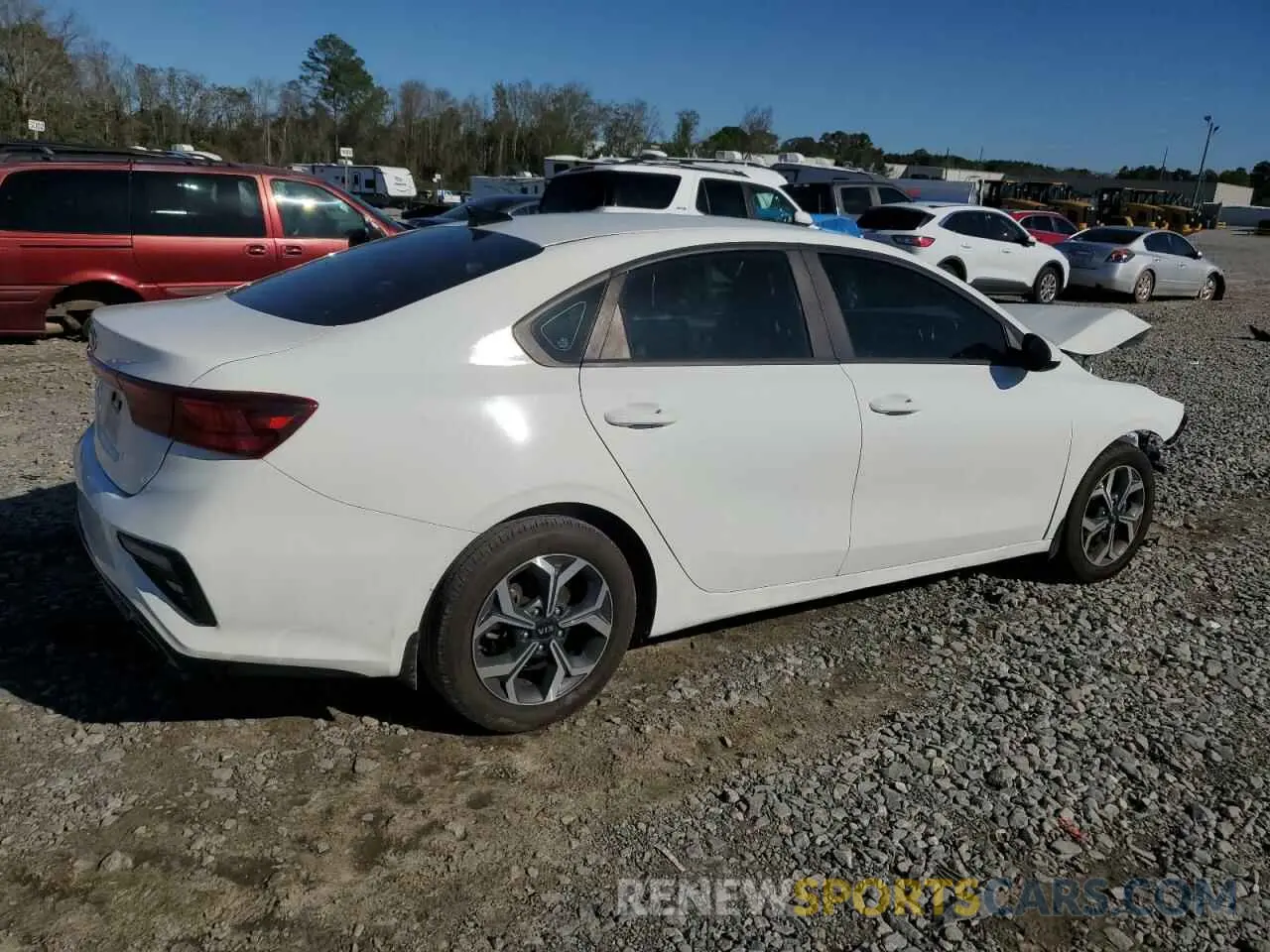 3 Photograph of a damaged car 3KPF24AD3LE182432 KIA FORTE 2020