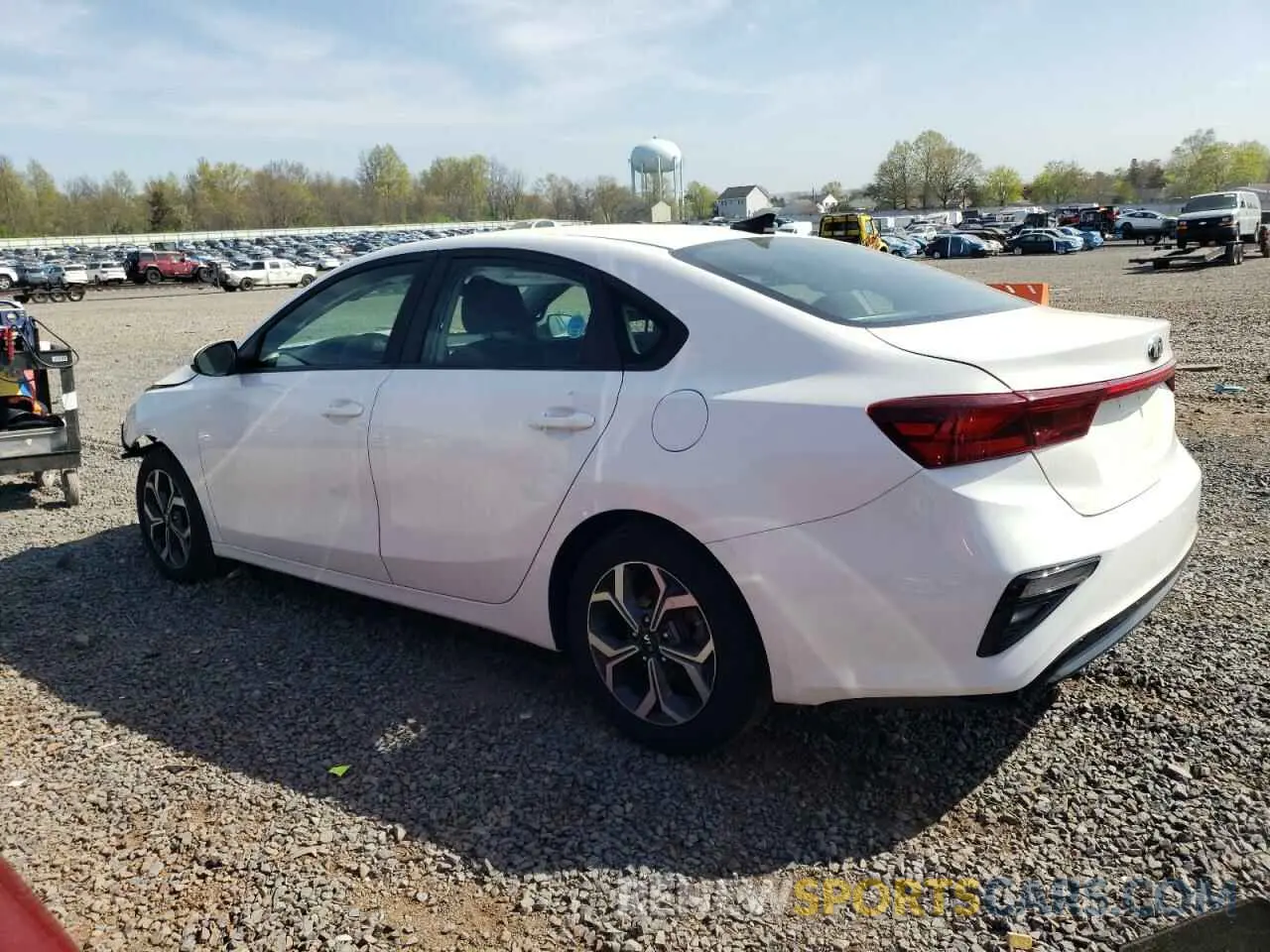 2 Фотография поврежденного автомобиля 3KPF24AD3LE184729 KIA FORTE 2020