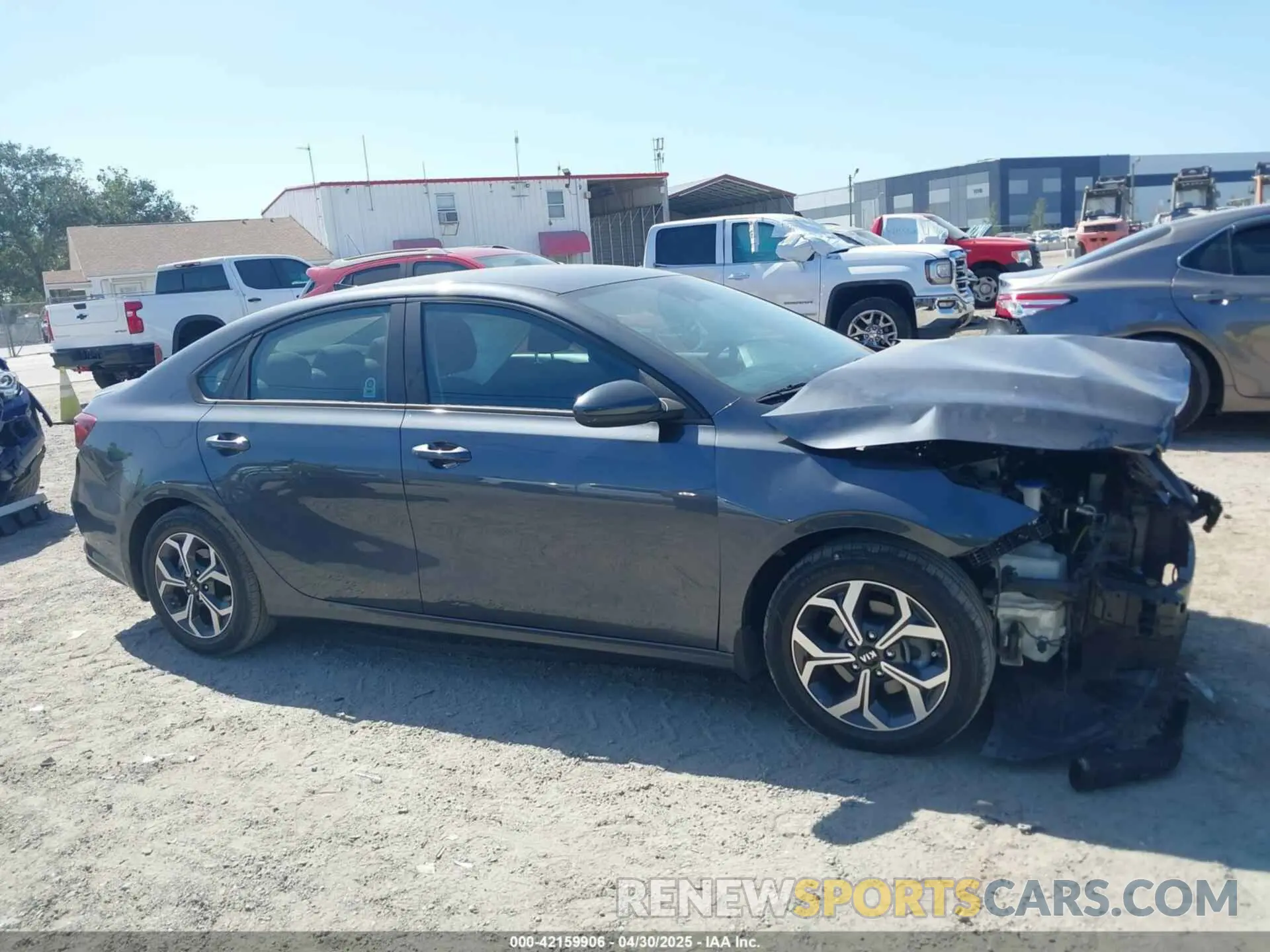 14 Фотография поврежденного автомобиля 3KPF24AD3LE216854 KIA FORTE 2020