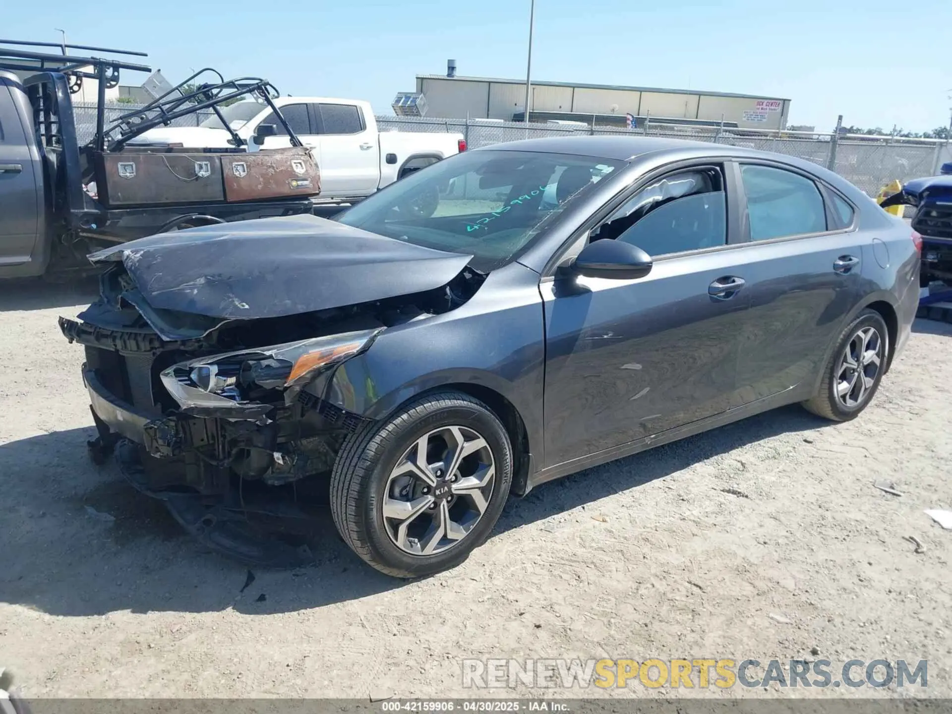 2 Фотография поврежденного автомобиля 3KPF24AD3LE216854 KIA FORTE 2020