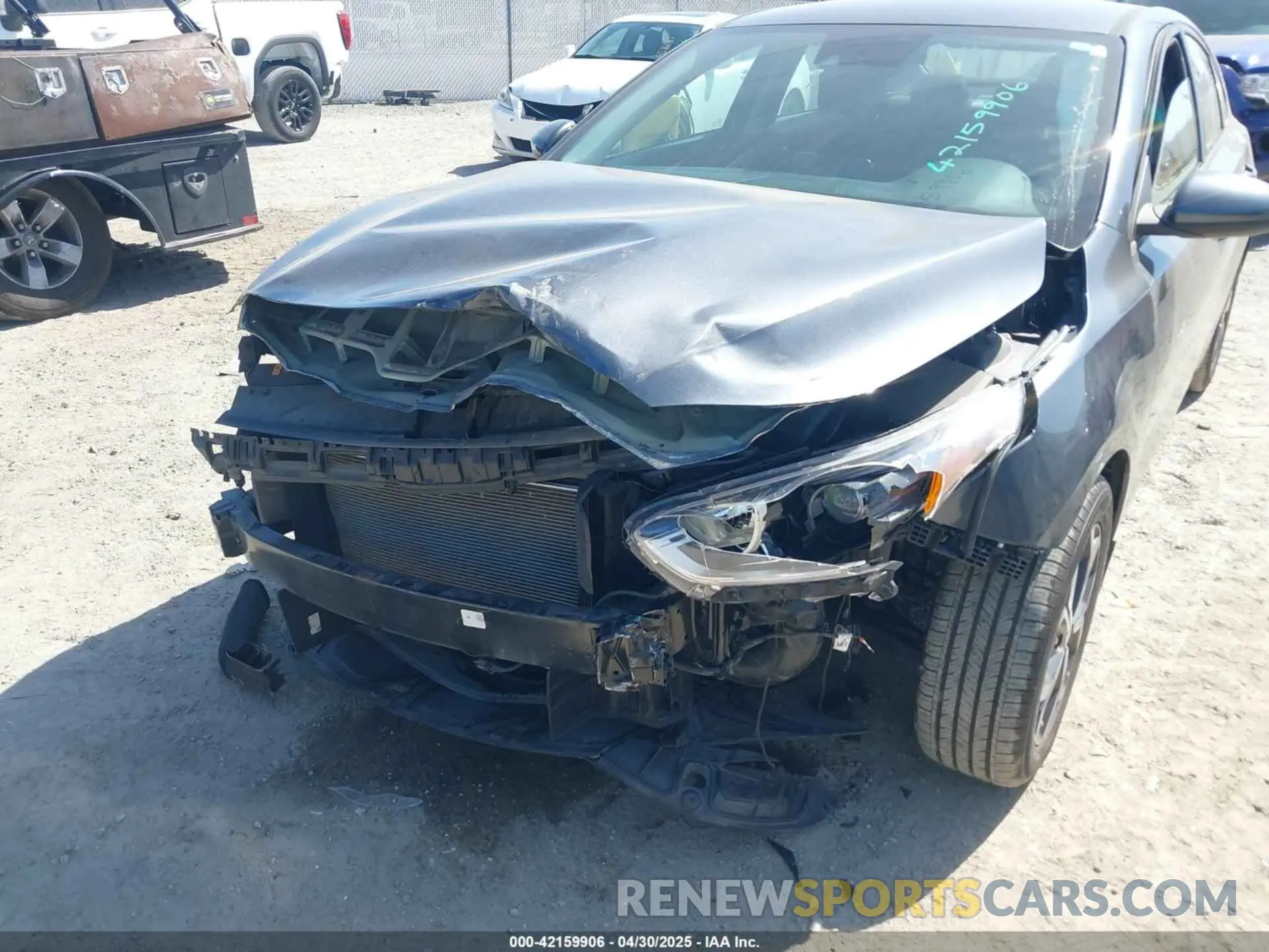 6 Фотография поврежденного автомобиля 3KPF24AD3LE216854 KIA FORTE 2020