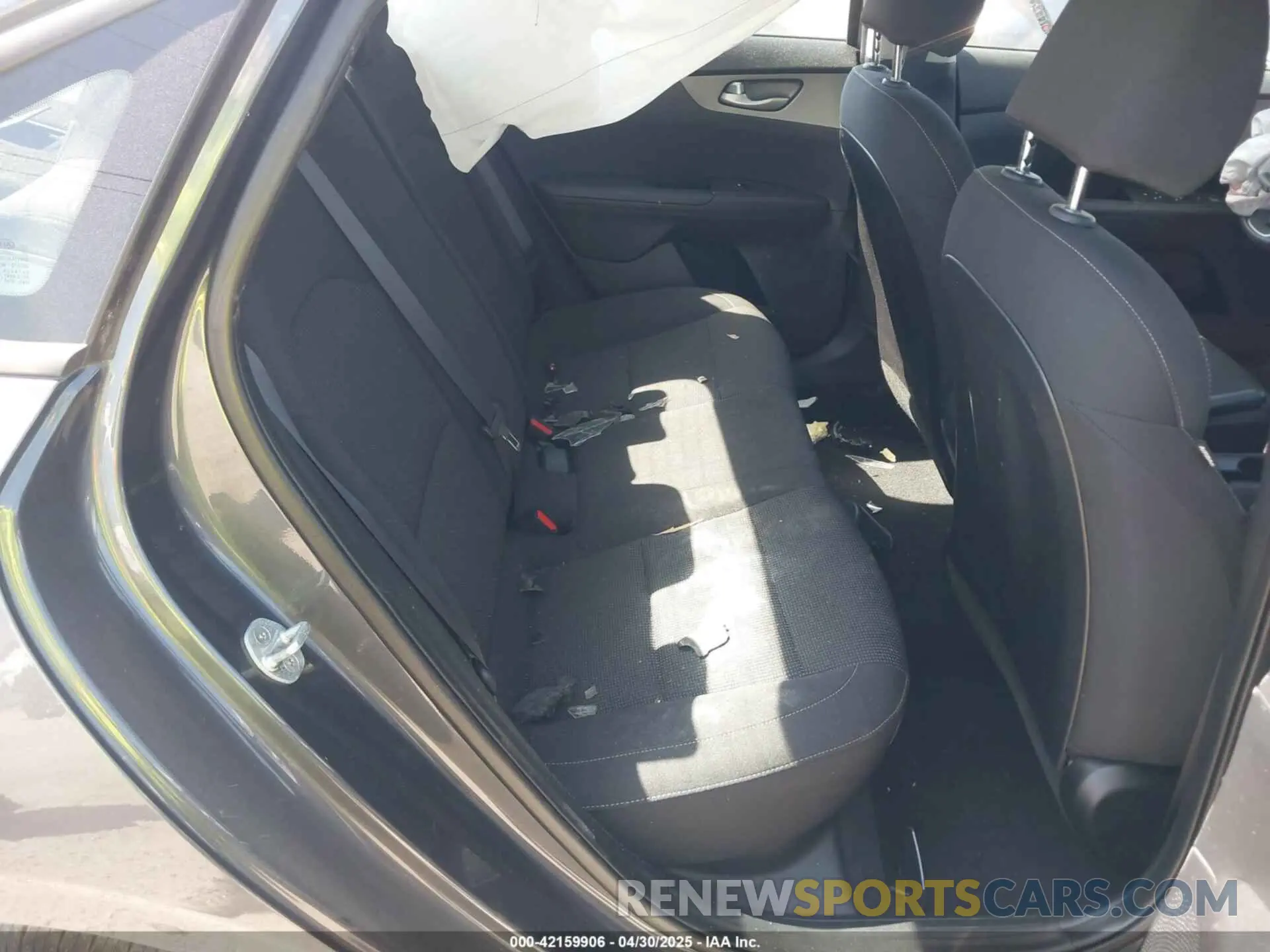 8 Фотография поврежденного автомобиля 3KPF24AD3LE216854 KIA FORTE 2020