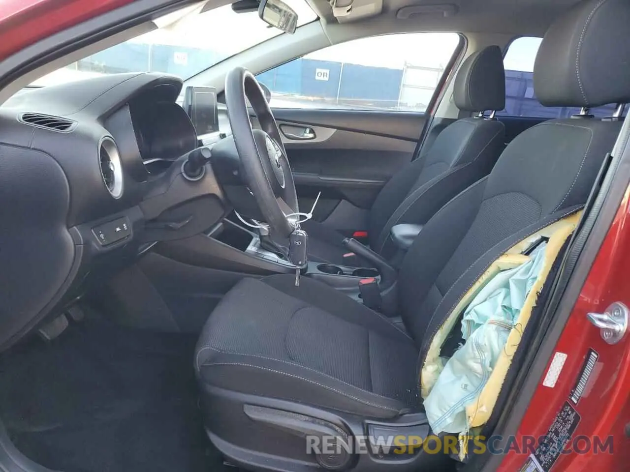 7 Photograph of a damaged car 3KPF24AD3LE220225 KIA FORTE 2020