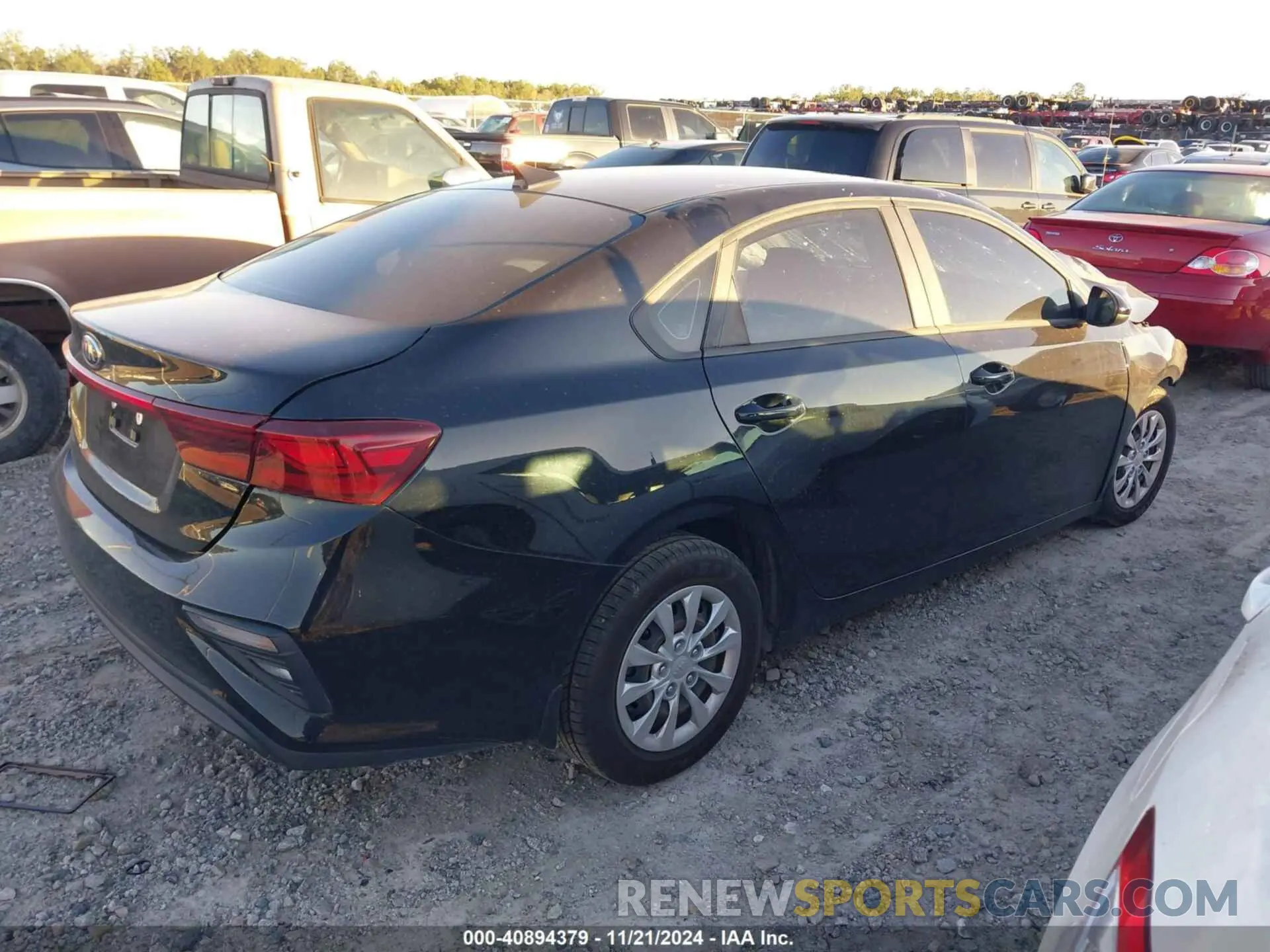 4 Фотография поврежденного автомобиля 3KPF24AD3LE221732 KIA FORTE 2020