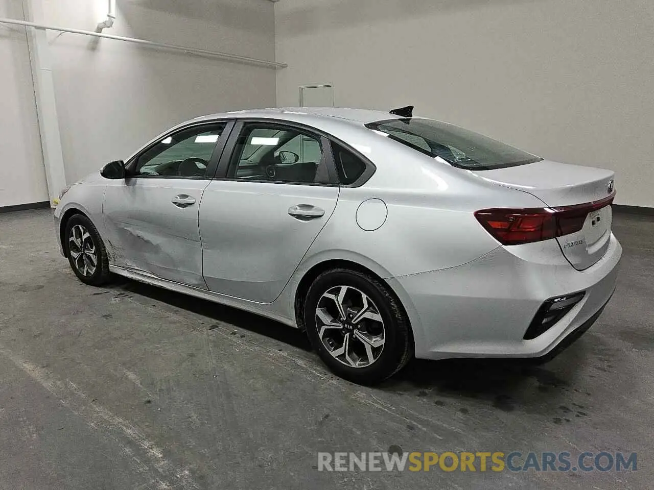 2 Фотография поврежденного автомобиля 3KPF24AD3LE223545 KIA FORTE 2020