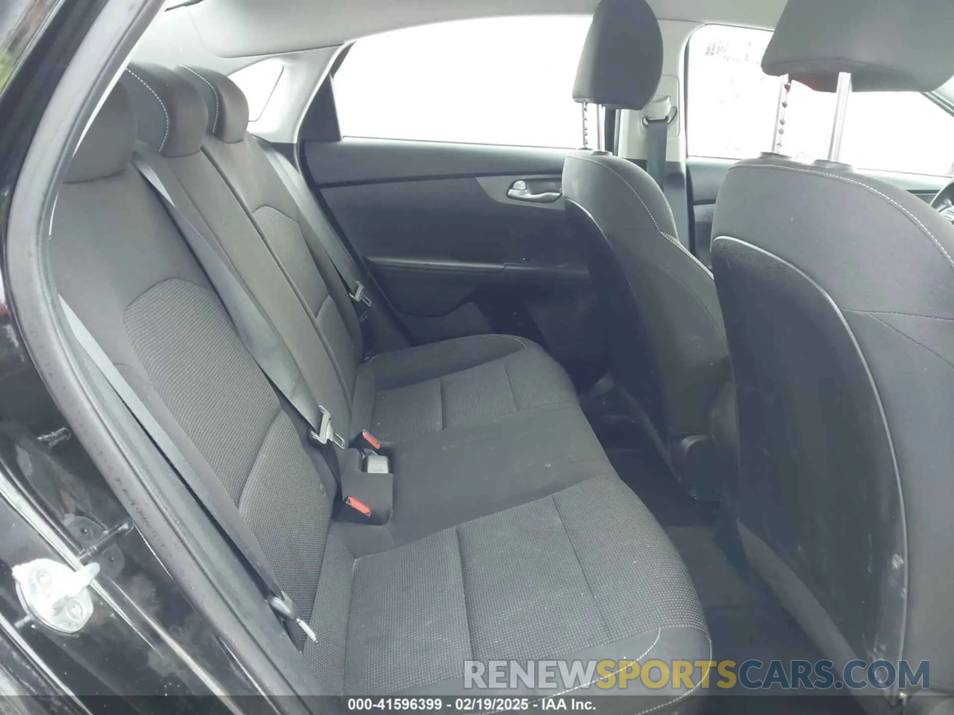 8 Фотография поврежденного автомобиля 3KPF24AD3LE234822 KIA FORTE 2020