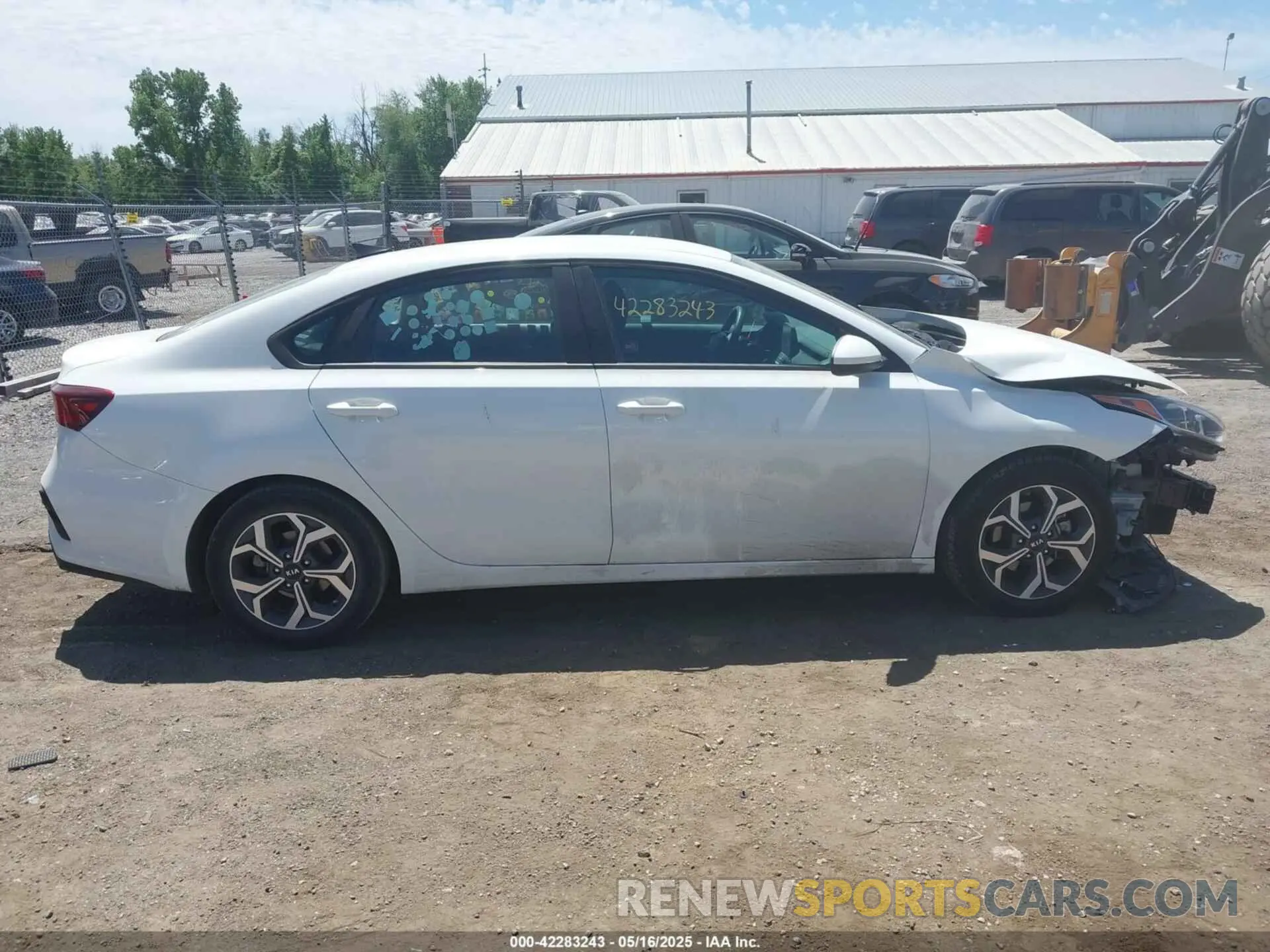13 Photograph of a damaged car 3KPF24AD3LE240457 KIA FORTE 2020
