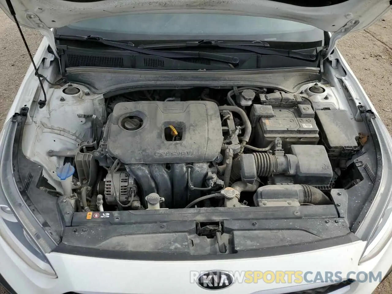 11 Photograph of a damaged car 3KPF24AD3LE261633 KIA FORTE 2020