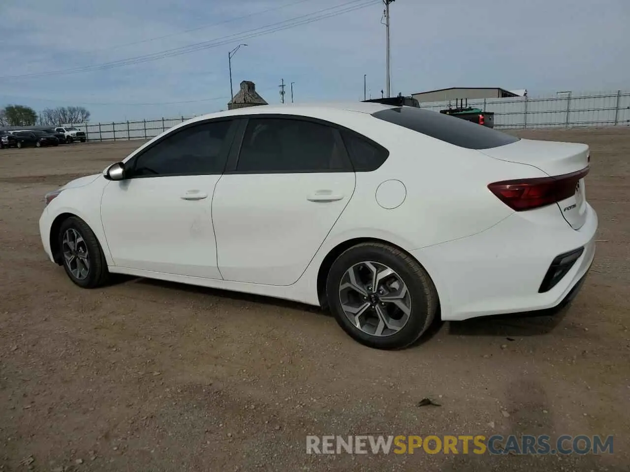 2 Photograph of a damaged car 3KPF24AD3LE261633 KIA FORTE 2020