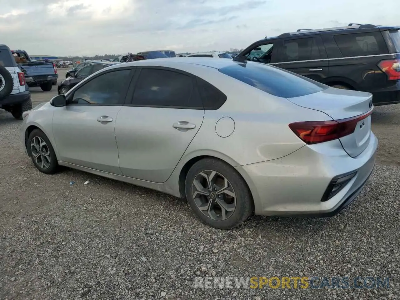 2 Фотография поврежденного автомобиля 3KPF24AD4LE155269 KIA FORTE 2020