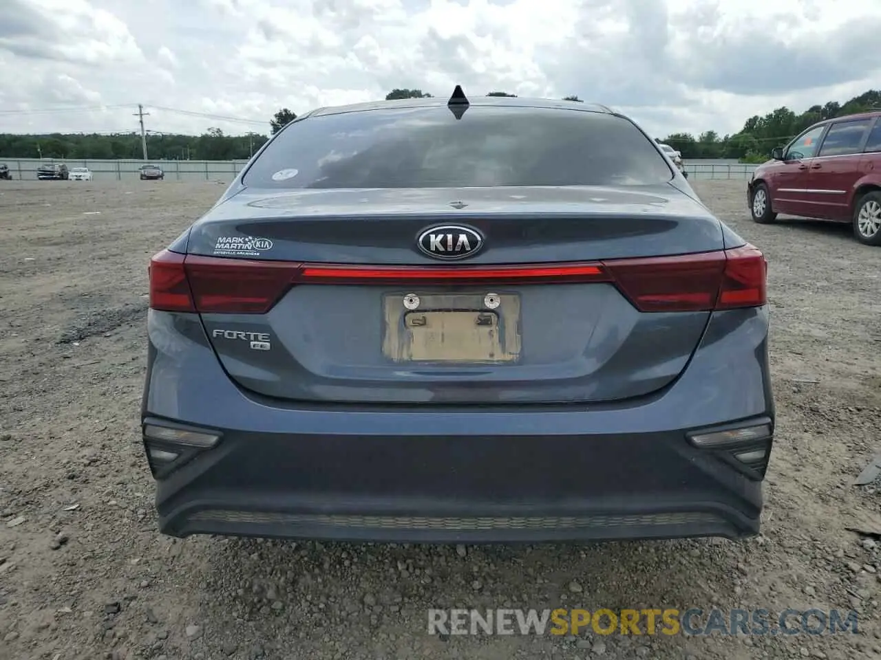 6 Photograph of a damaged car 3KPF24AD4LE159029 KIA FORTE 2020
