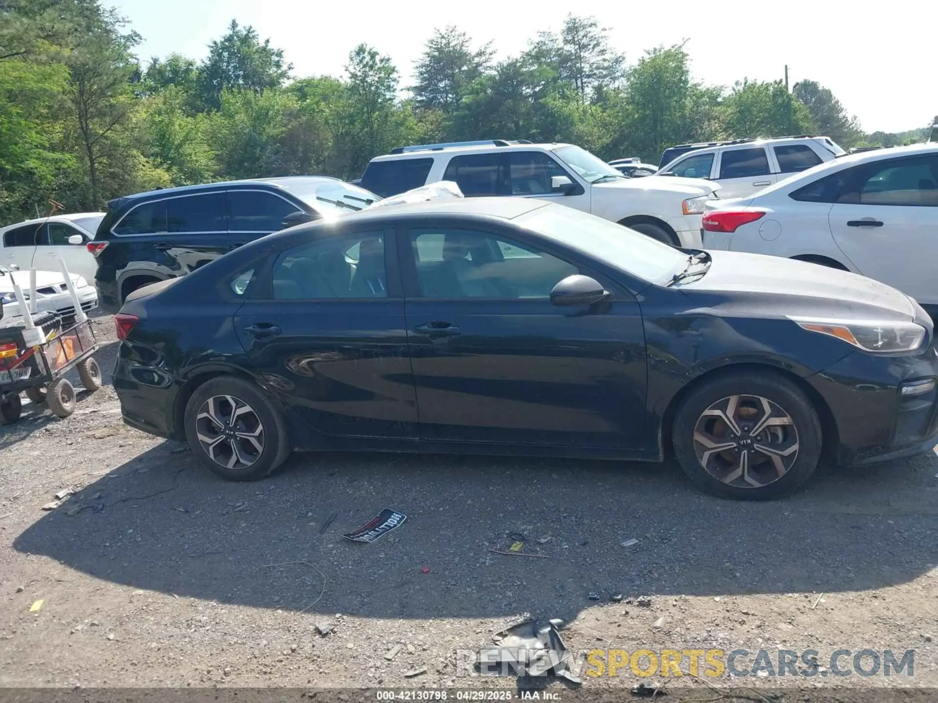 12 Фотография поврежденного автомобиля 3KPF24AD4LE171018 KIA FORTE 2020