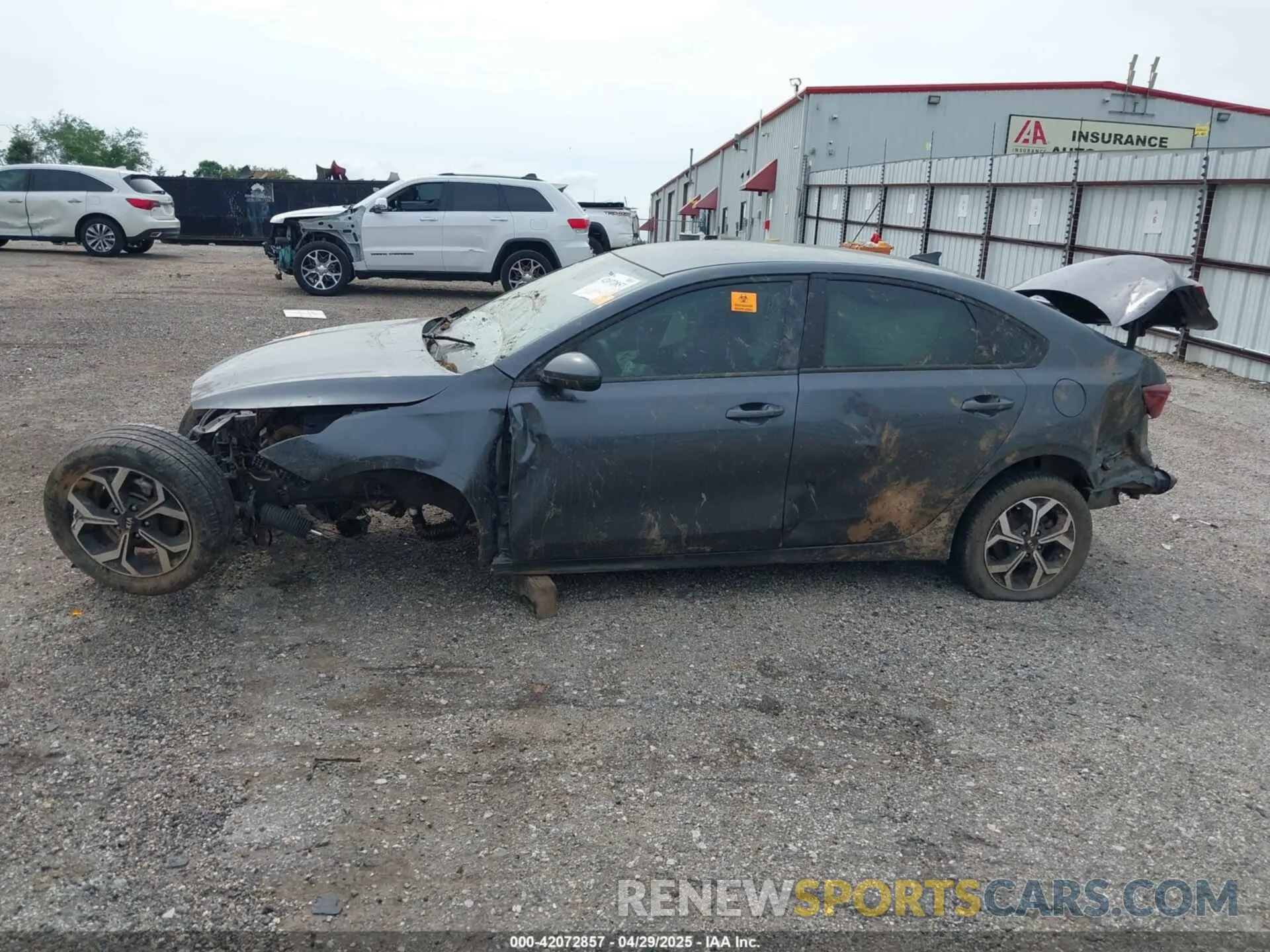 14 Photograph of a damaged car 3KPF24AD4LE223103 KIA FORTE 2020