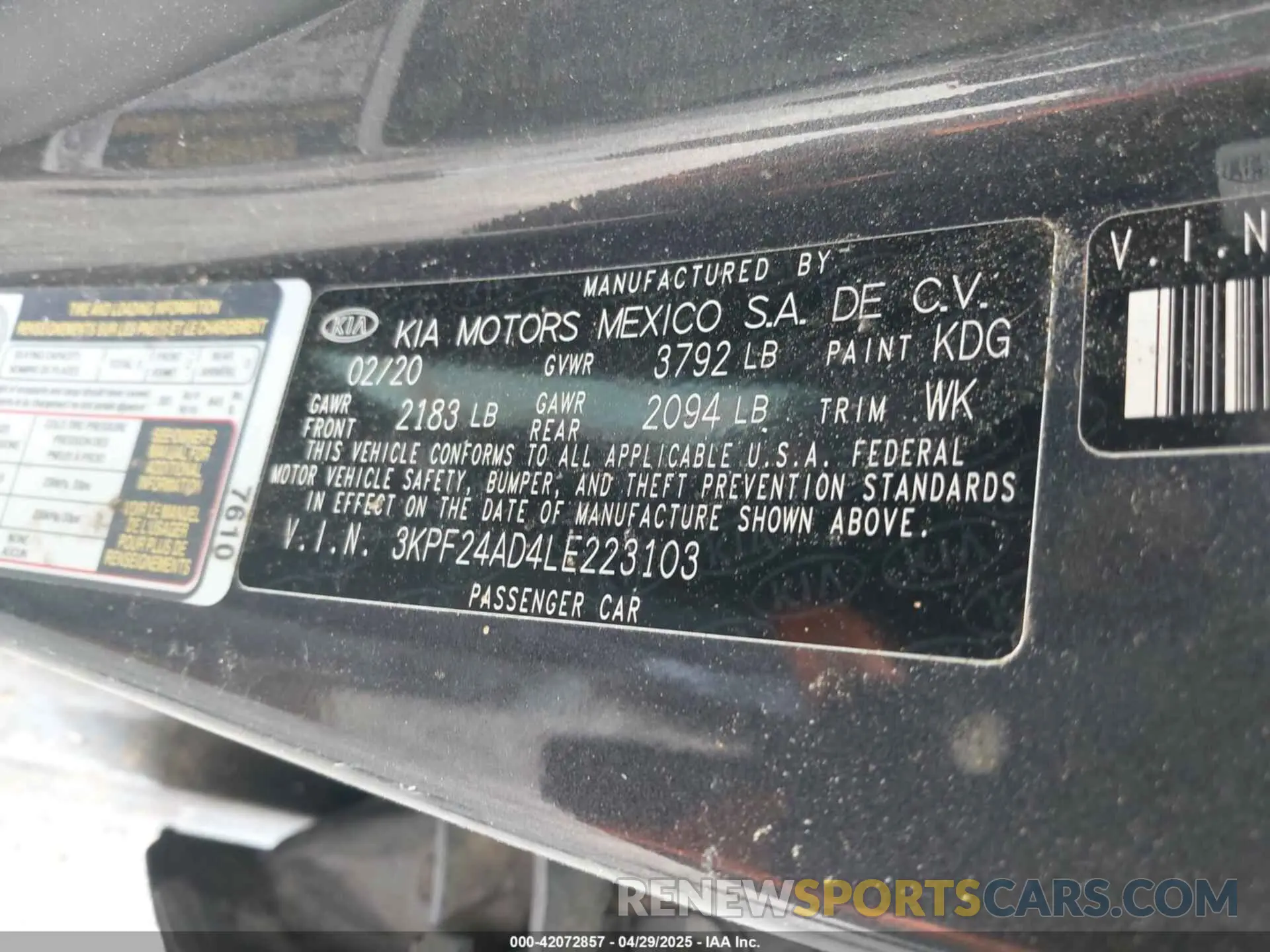 9 Photograph of a damaged car 3KPF24AD4LE223103 KIA FORTE 2020