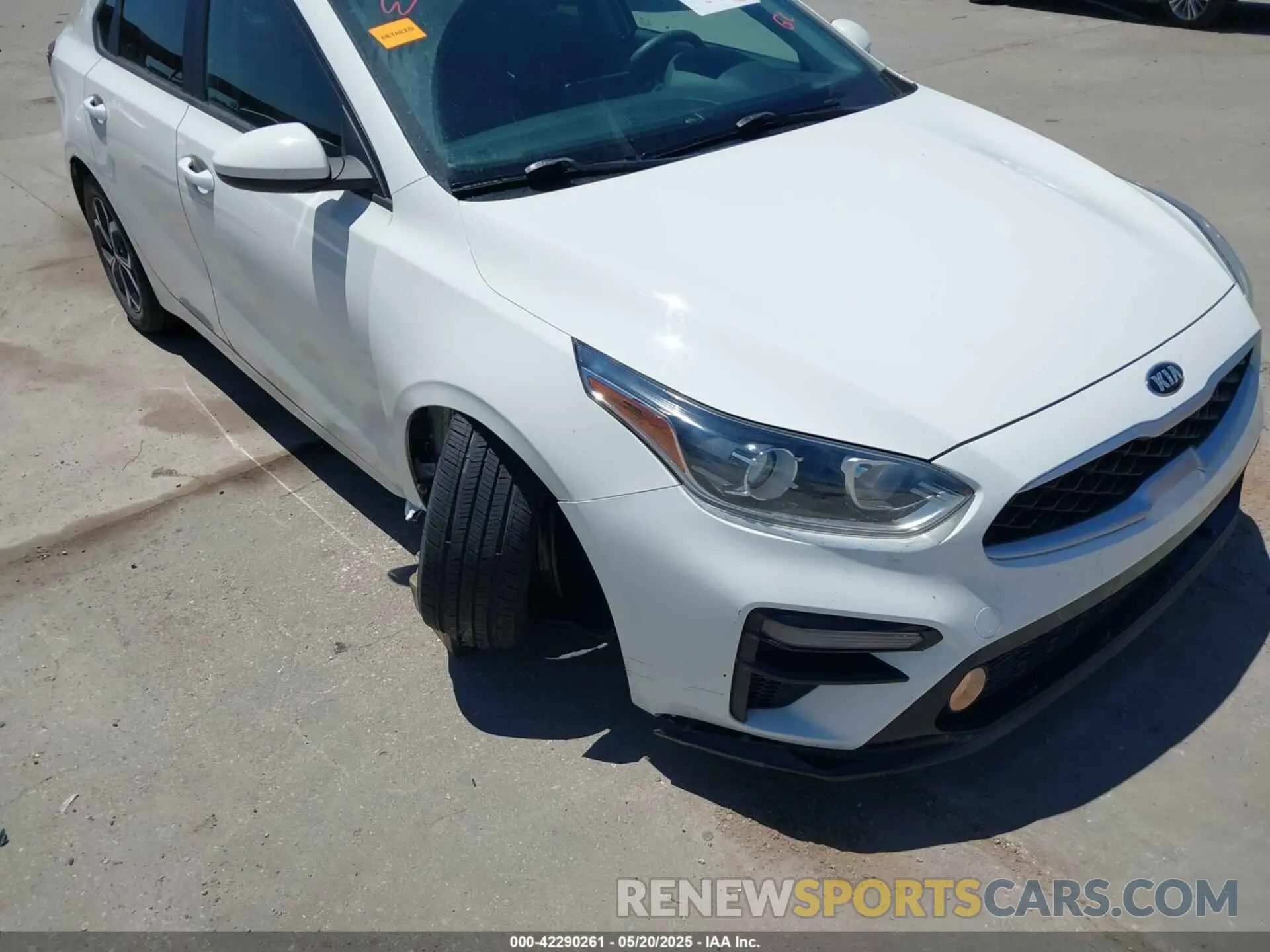 6 Photograph of a damaged car 3KPF24AD4LE248213 KIA FORTE 2020