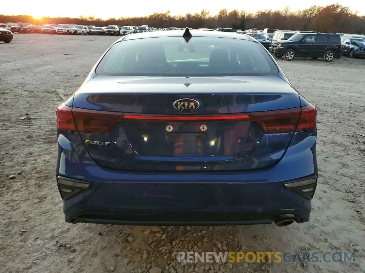 6 Фотография поврежденного автомобиля 3KPF24AD4LE257820 KIA FORTE 2020