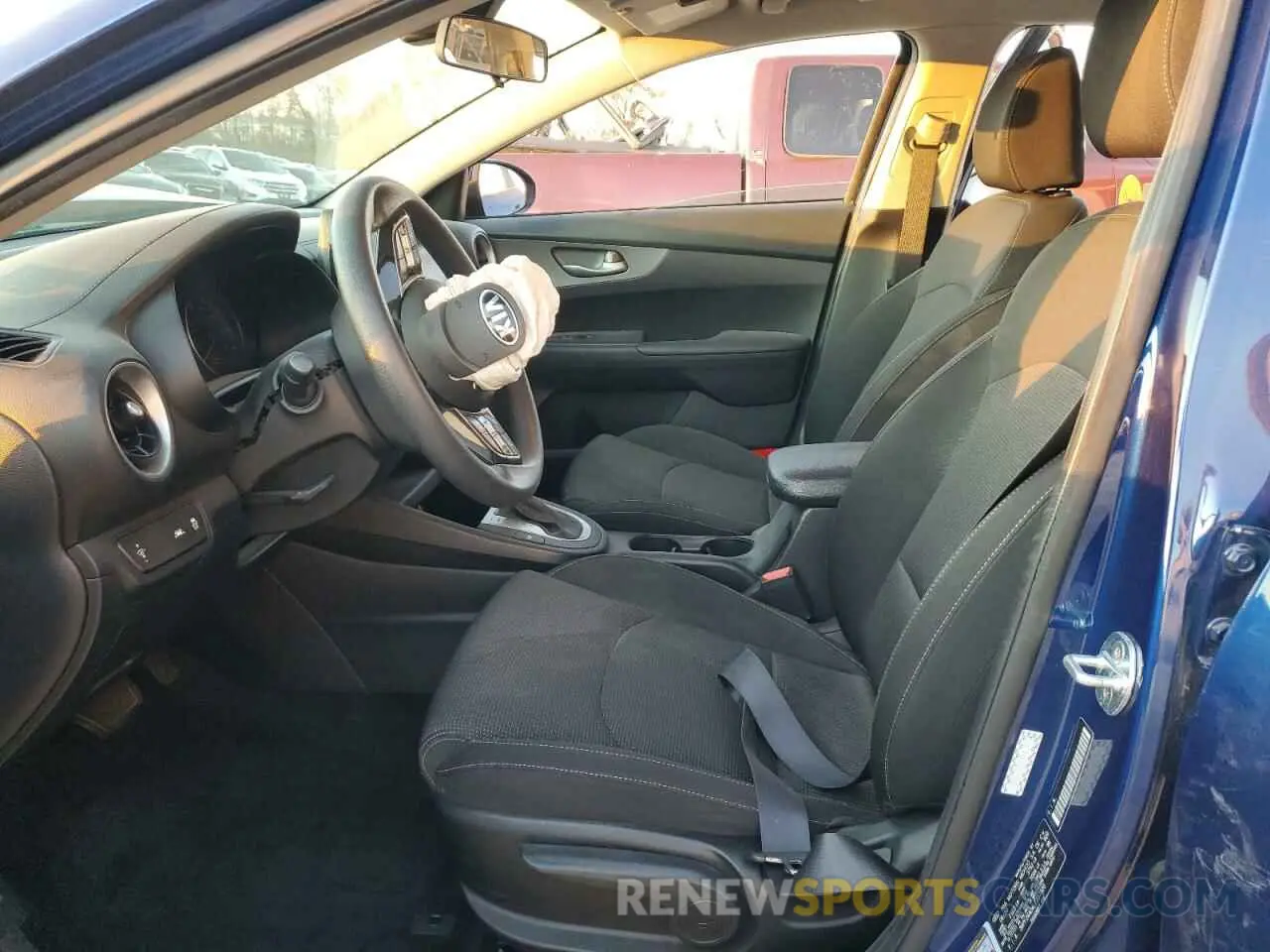 7 Фотография поврежденного автомобиля 3KPF24AD4LE257820 KIA FORTE 2020